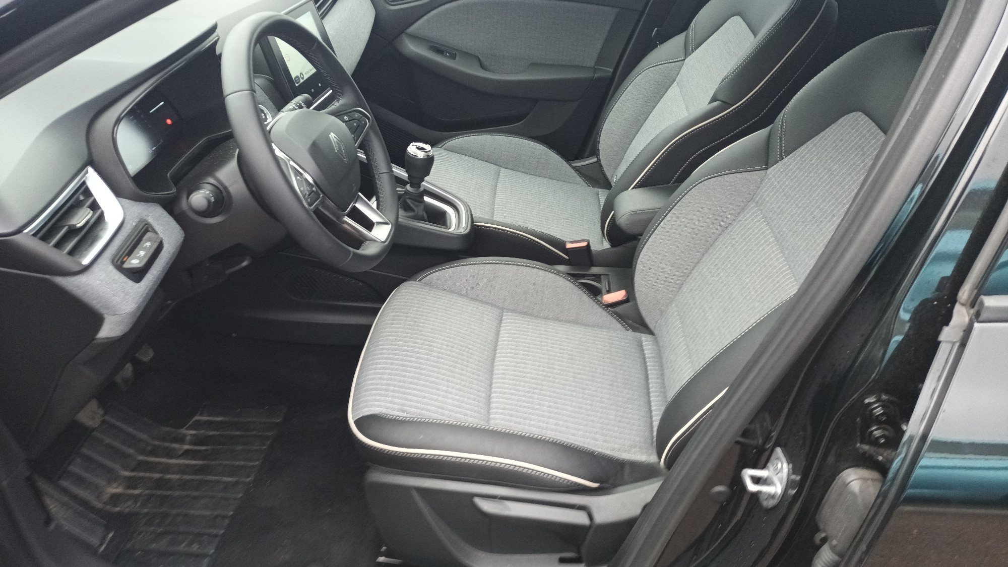 Vente en ligne Renault Clio 5 Clio TCe 90 ch GSR2 au prix de 19 490 €