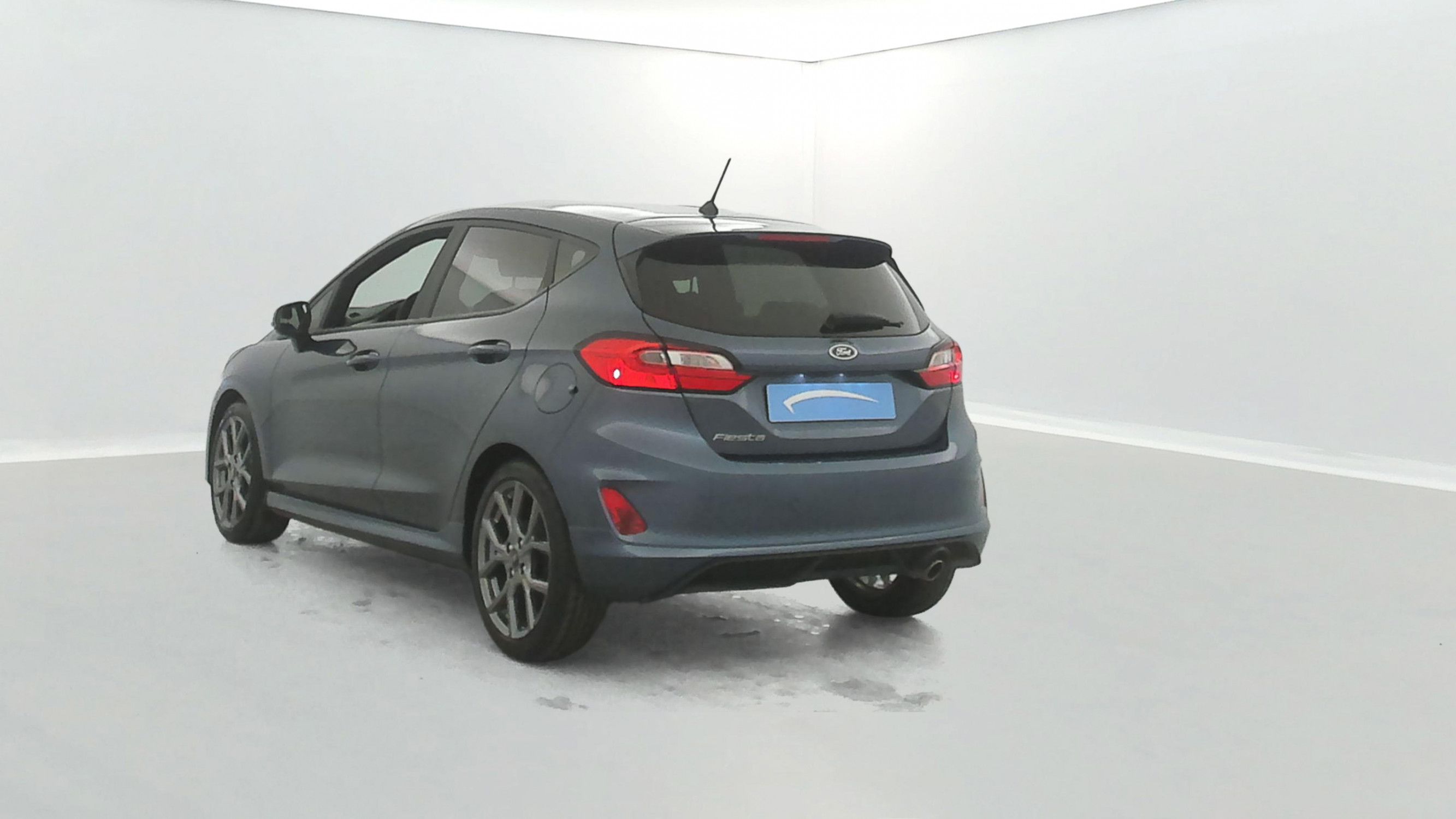 Vente en ligne Ford Fiesta  1.0 Flexifuel 95 ch S&S BVM6 au prix de 16 590 €
