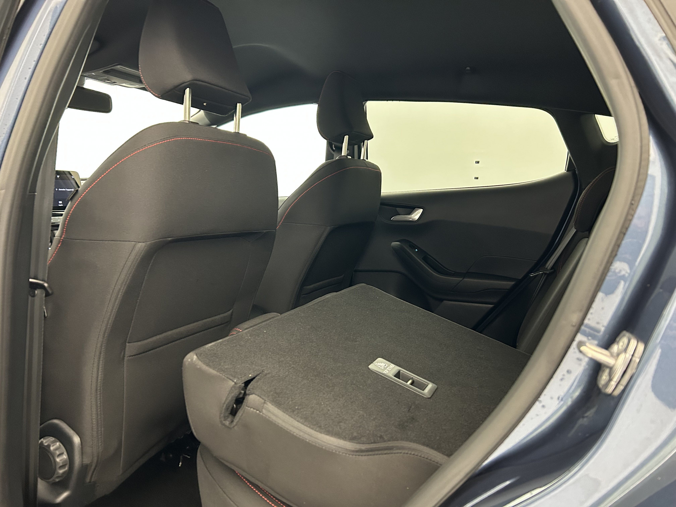 Vente en ligne Ford Fiesta  1.0 Flexifuel 95 ch S&S BVM6 au prix de 16 590 €