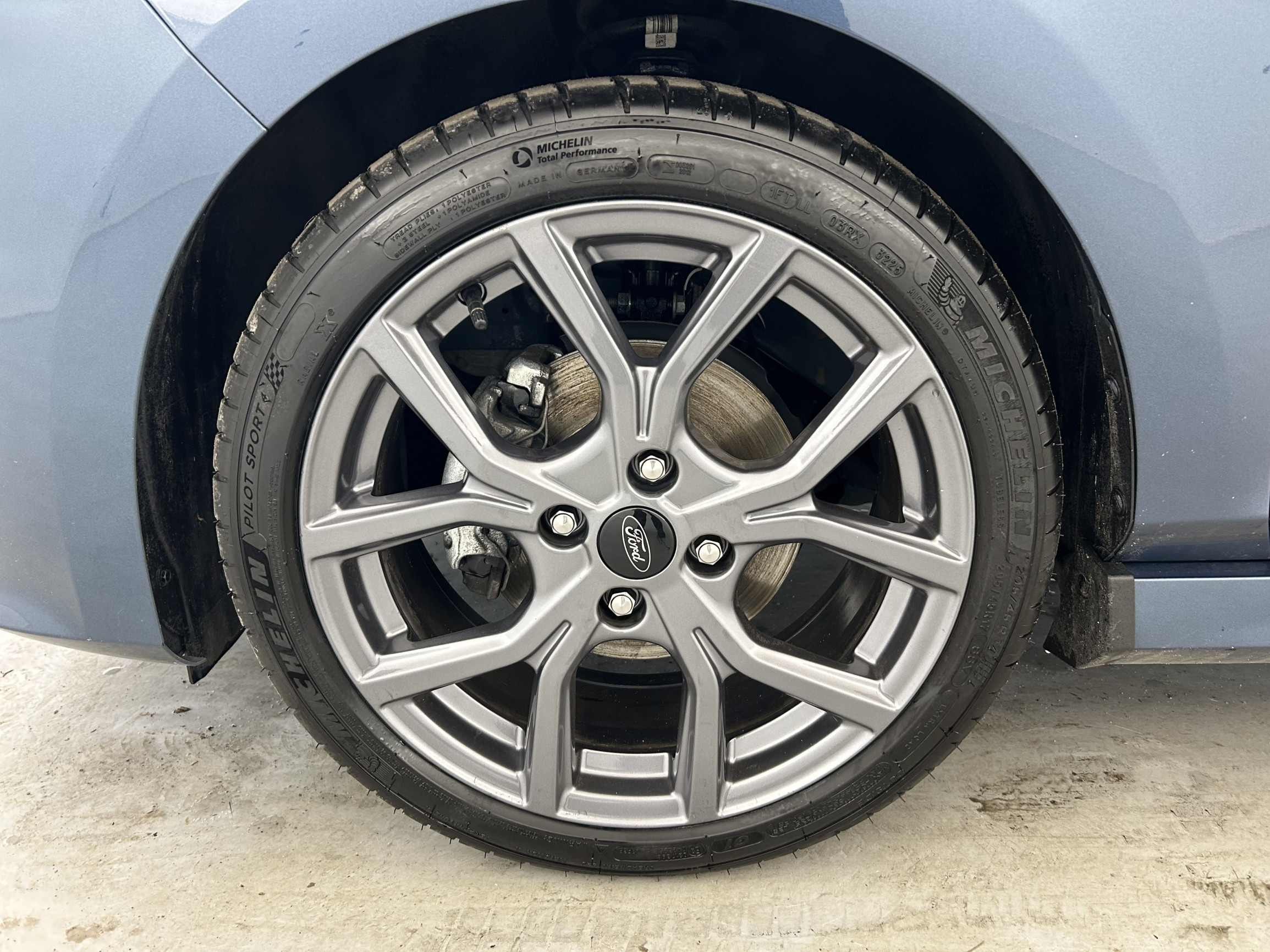 Vente en ligne Ford Fiesta  1.0 Flexifuel 95 ch S&S BVM6 au prix de 16 590 €