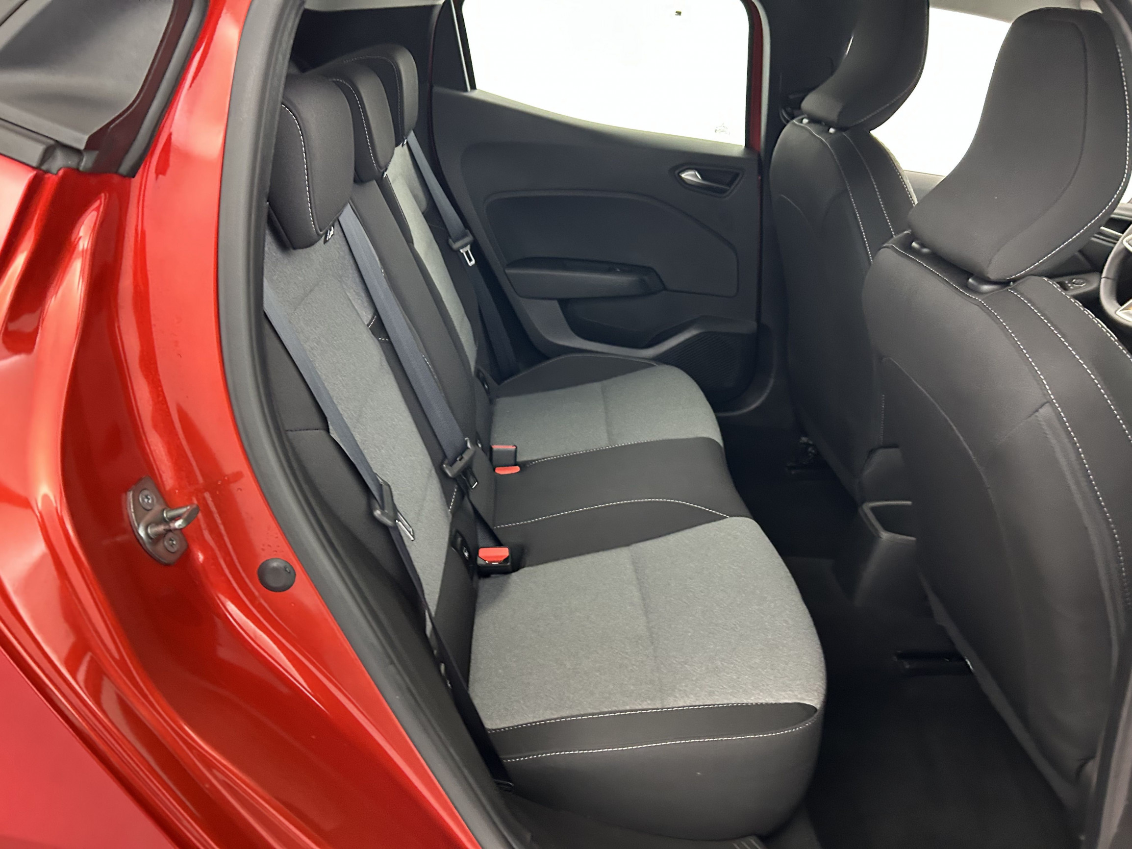 Vente en ligne Renault Clio 5 Clio TCe 90 ch GSR2 au prix de 16 590 €