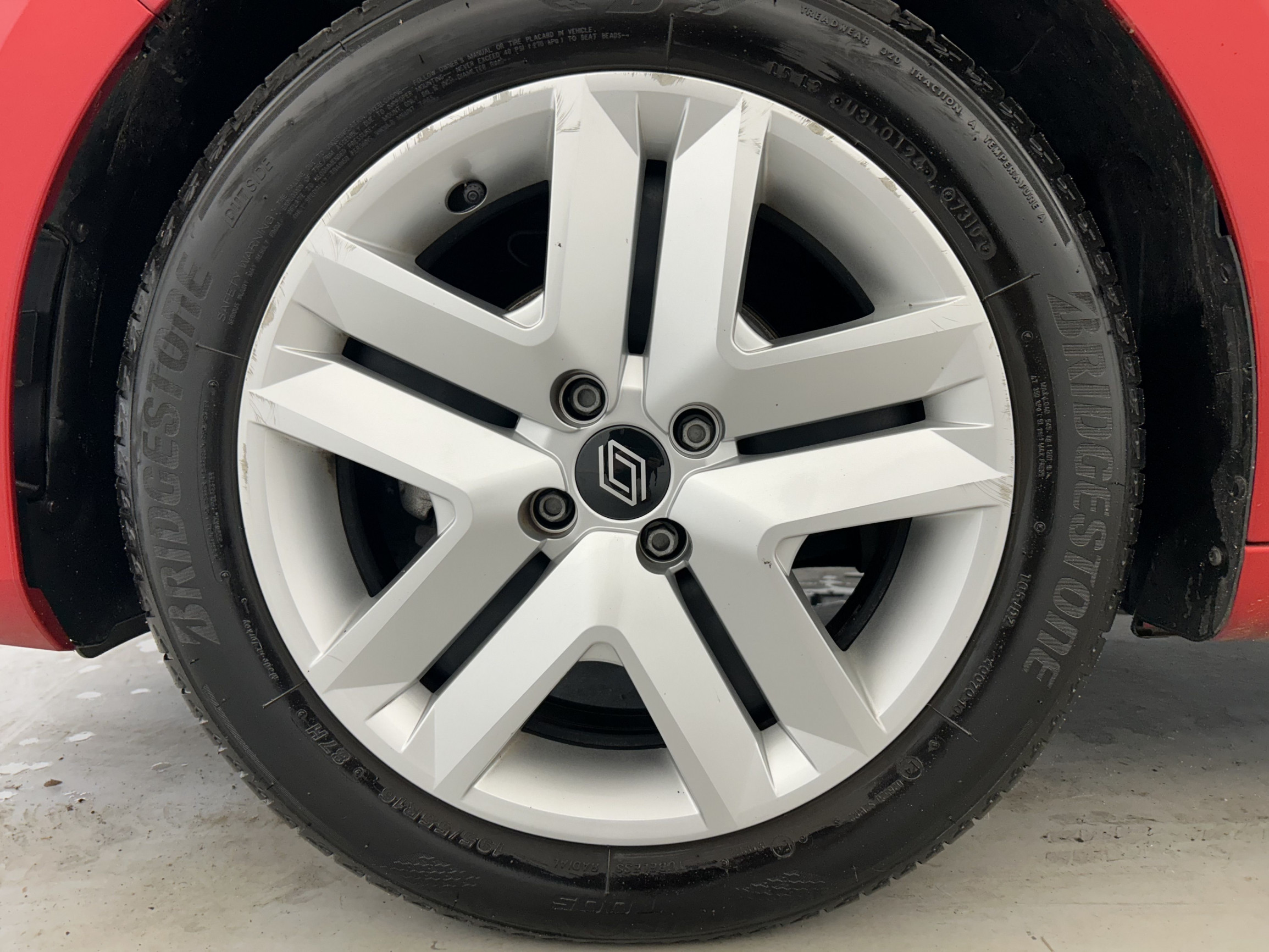 Vente en ligne Renault Clio 5 Clio TCe 90 ch GSR2 au prix de 16 590 €