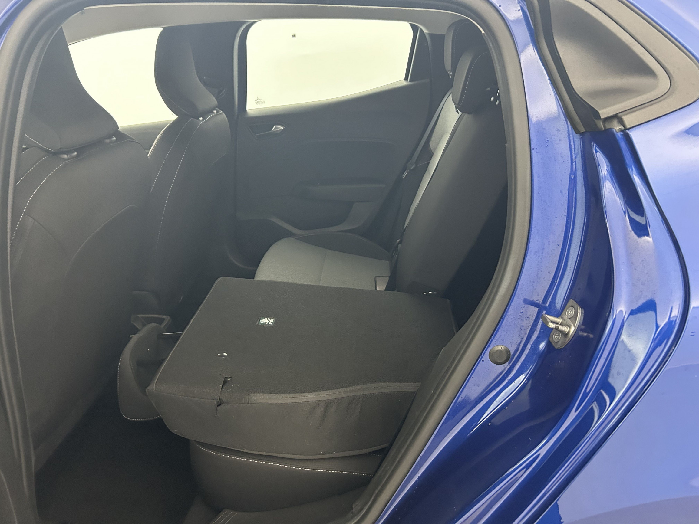 Vente en ligne Renault Clio 5 Clio TCe 90 ch GSR2 au prix de 16 590 €