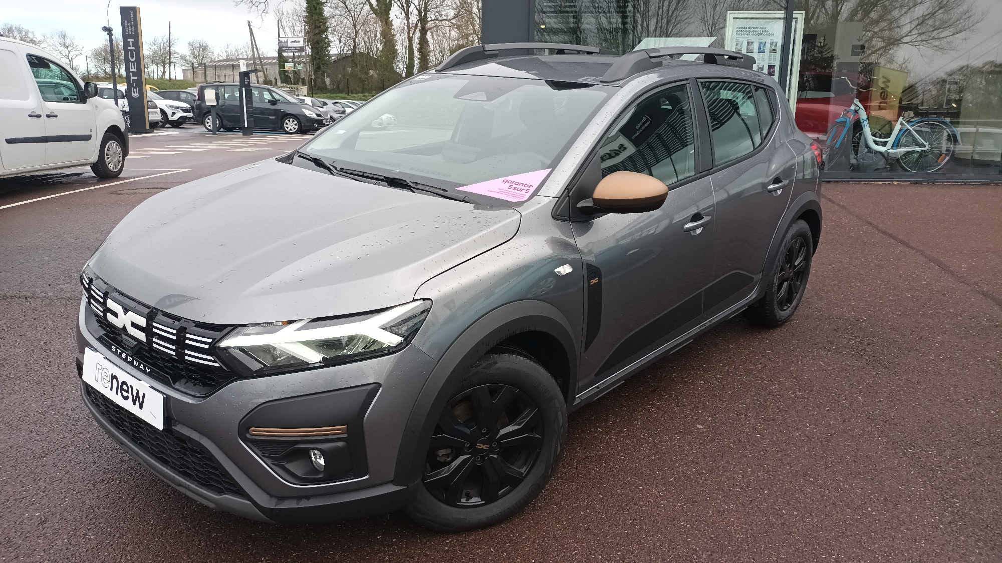 Vente en ligne Dacia Sandero  ECO-G 100 GSR2 au prix de 17 390 €