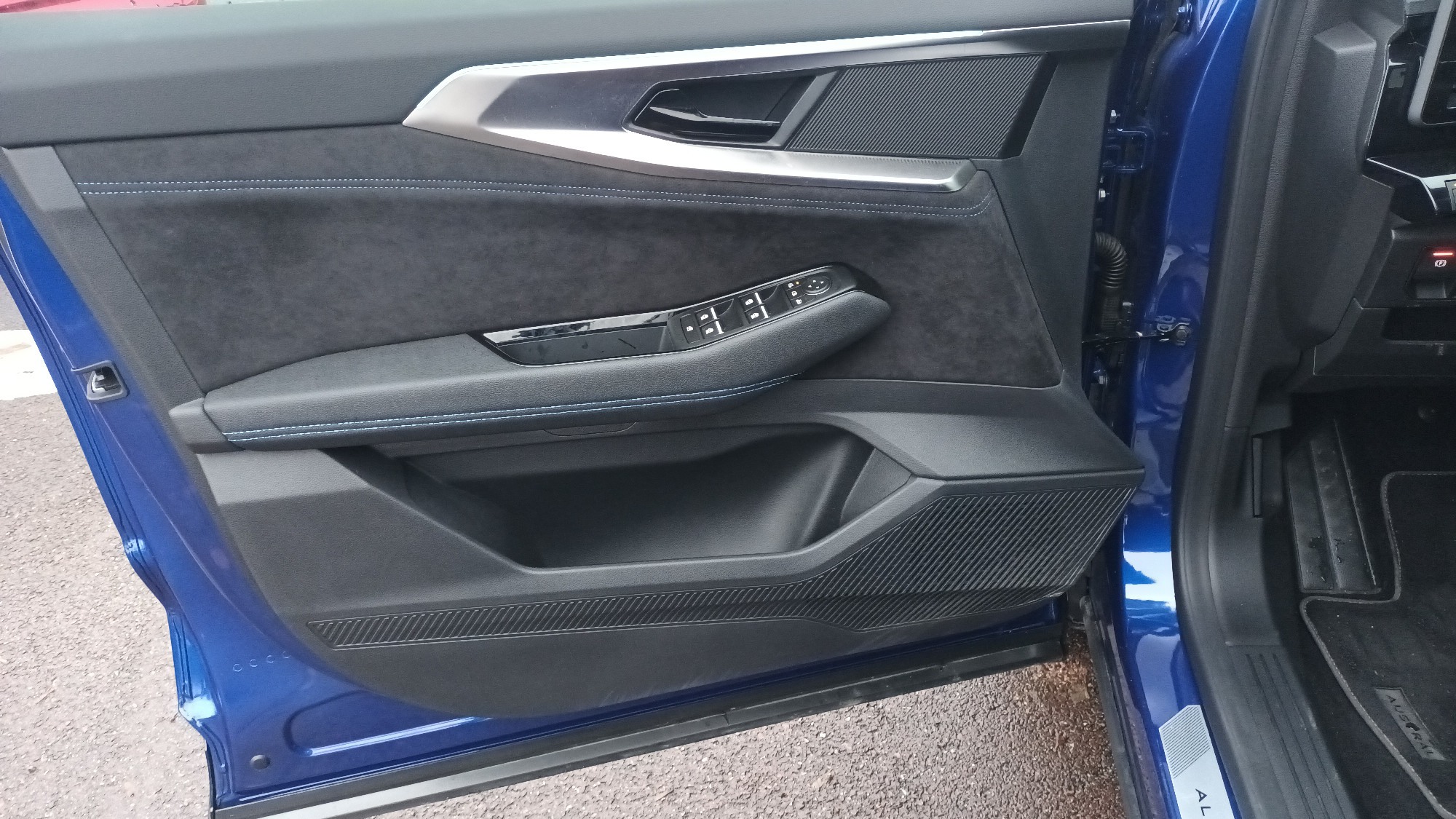 Vente en ligne Renault Austral  E-Tech full hybrid 200 GSR2 au prix de 38 990 €