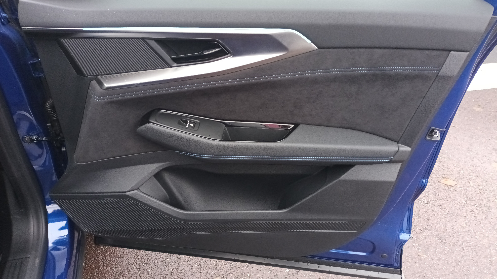 Vente en ligne Renault Austral  E-Tech full hybrid 200 GSR2 au prix de 38 990 €