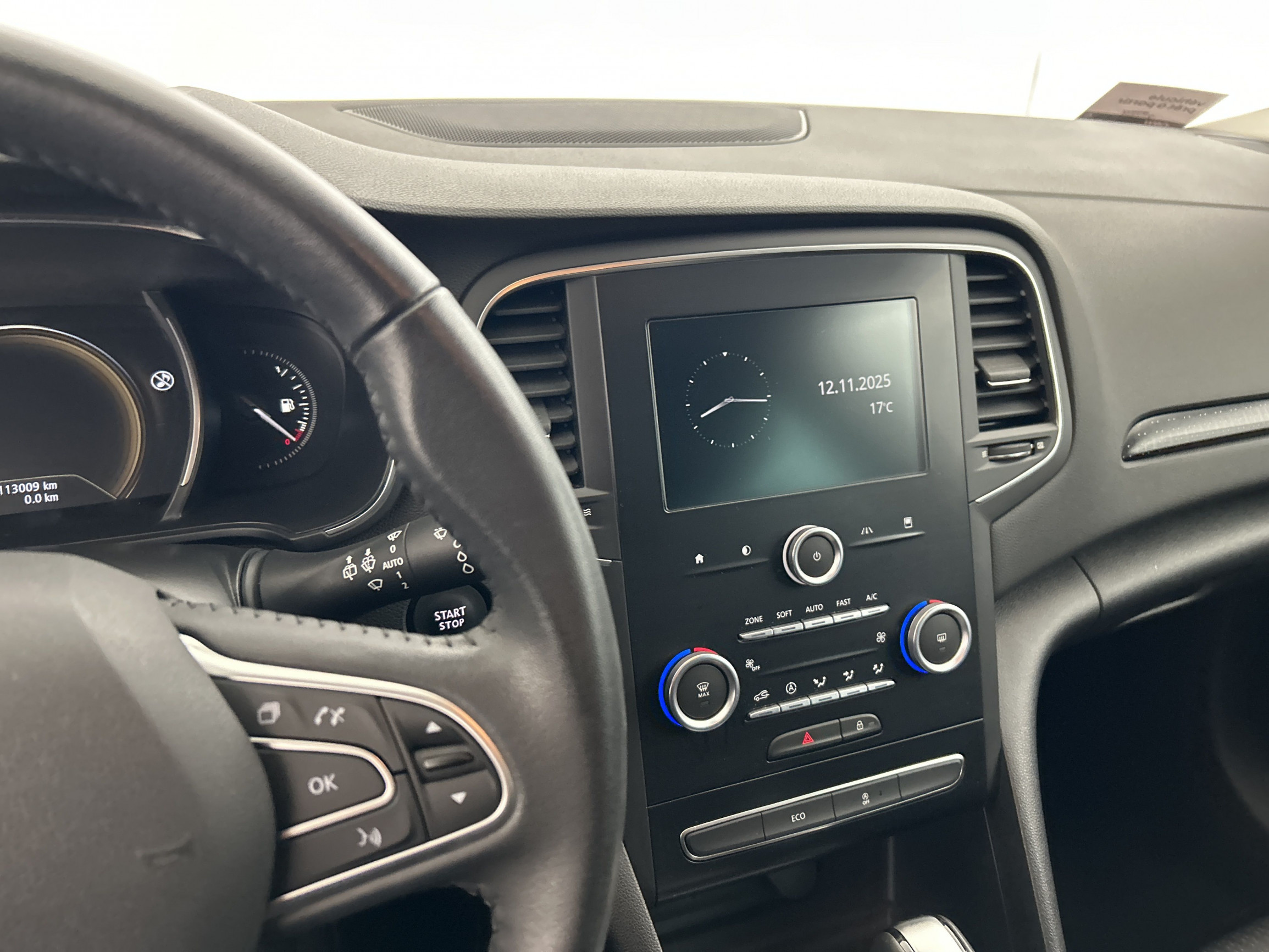 Vente en ligne Renault Megane 4 Mégane IV Berline dCi 110 Energy EDC au prix de 12 990 €