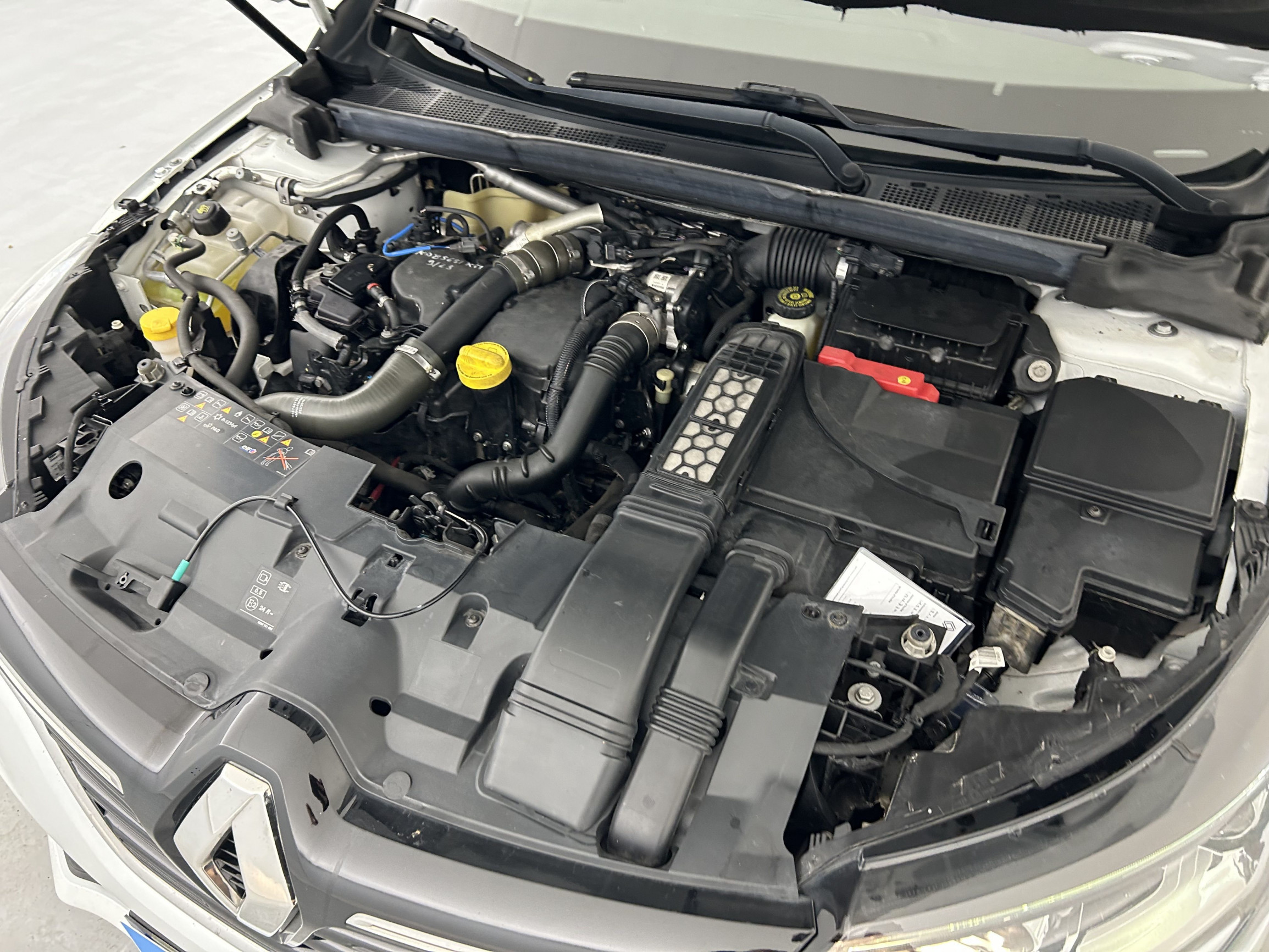 Vente en ligne Renault Megane 4 Mégane IV Berline dCi 110 Energy EDC au prix de 12 990 €