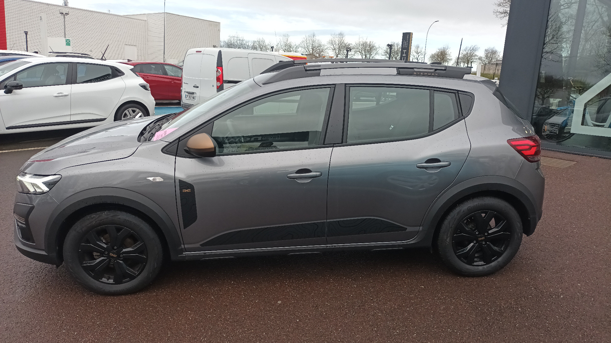 Vente en ligne Dacia Sandero  ECO-G 100 GSR2 au prix de 17 390 €