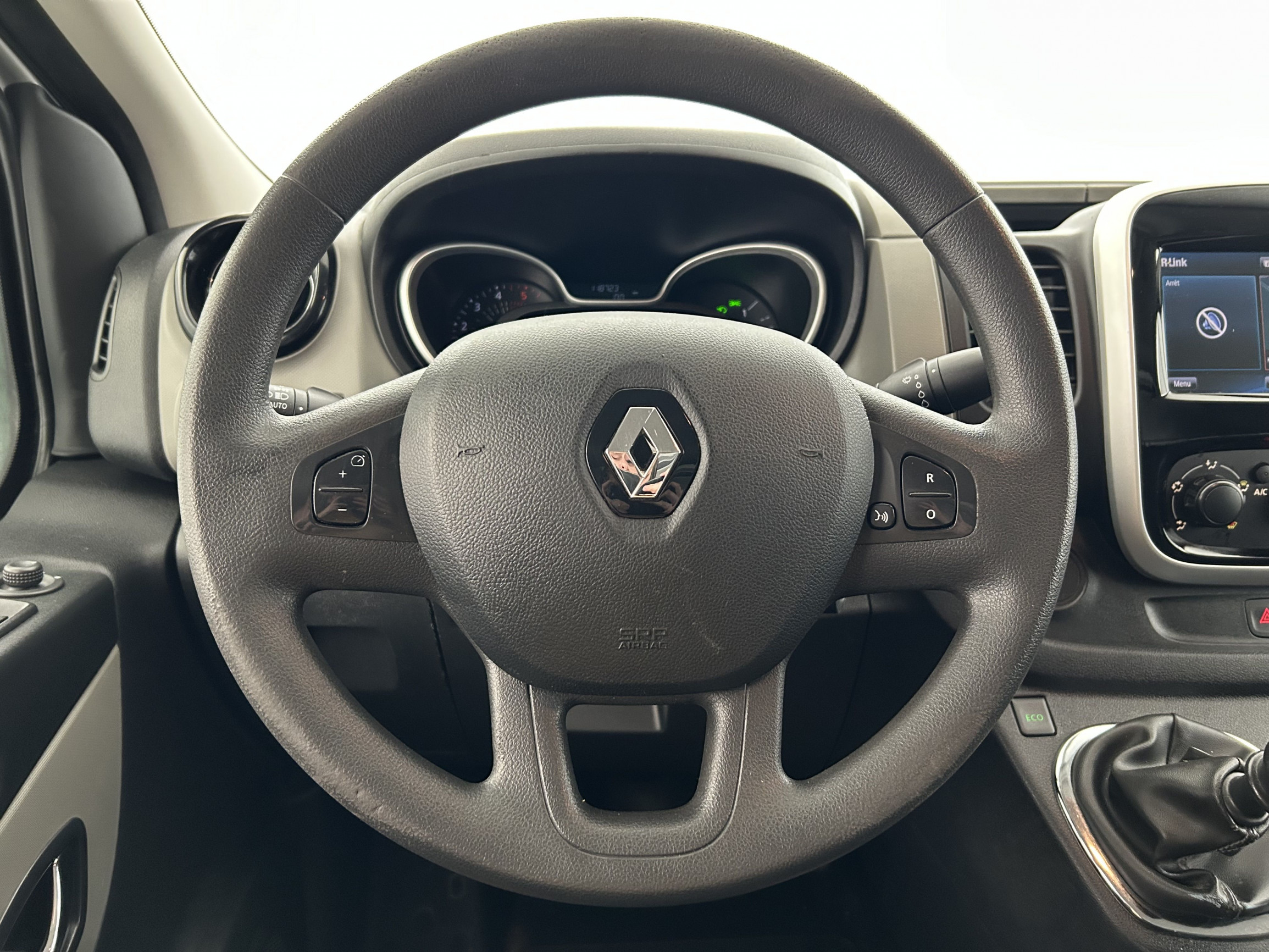 Vente en ligne Renault Trafic 3 Fourgon TRAFIC FGN L2H1 1300 KG DCI 120 E6 au prix de 18 990 €