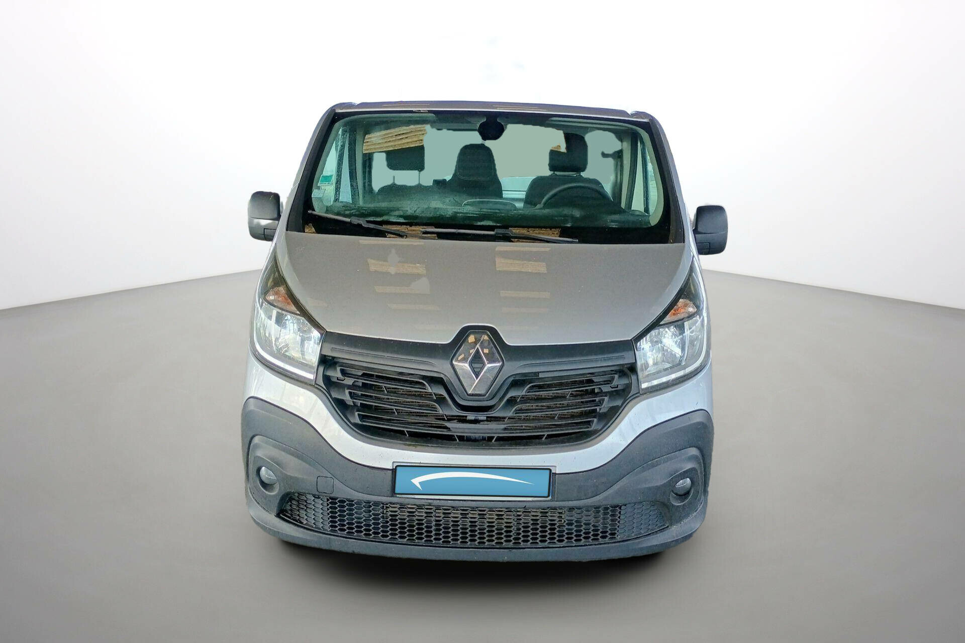 Vente en ligne Renault Trafic 3 Fourgon TRAFIC FGN L2H1 1300 KG DCI 120 E6 au prix de 18 990 €