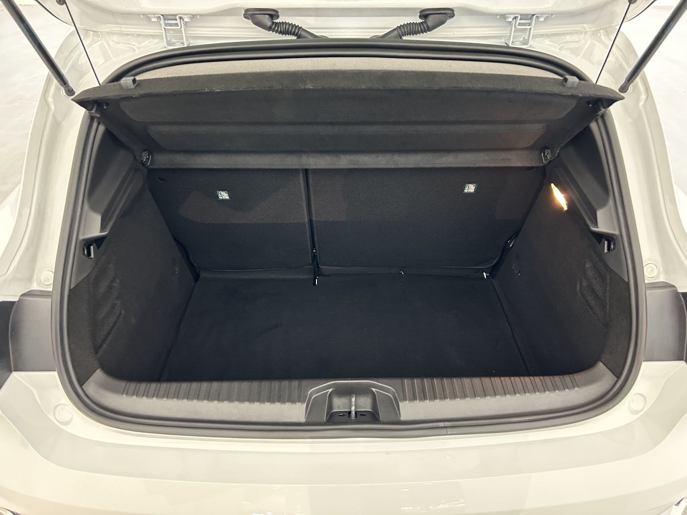 Vente en ligne Renault Clio 5 Clio Blue dCi 100 ch GSR2 au prix de 16 990 €