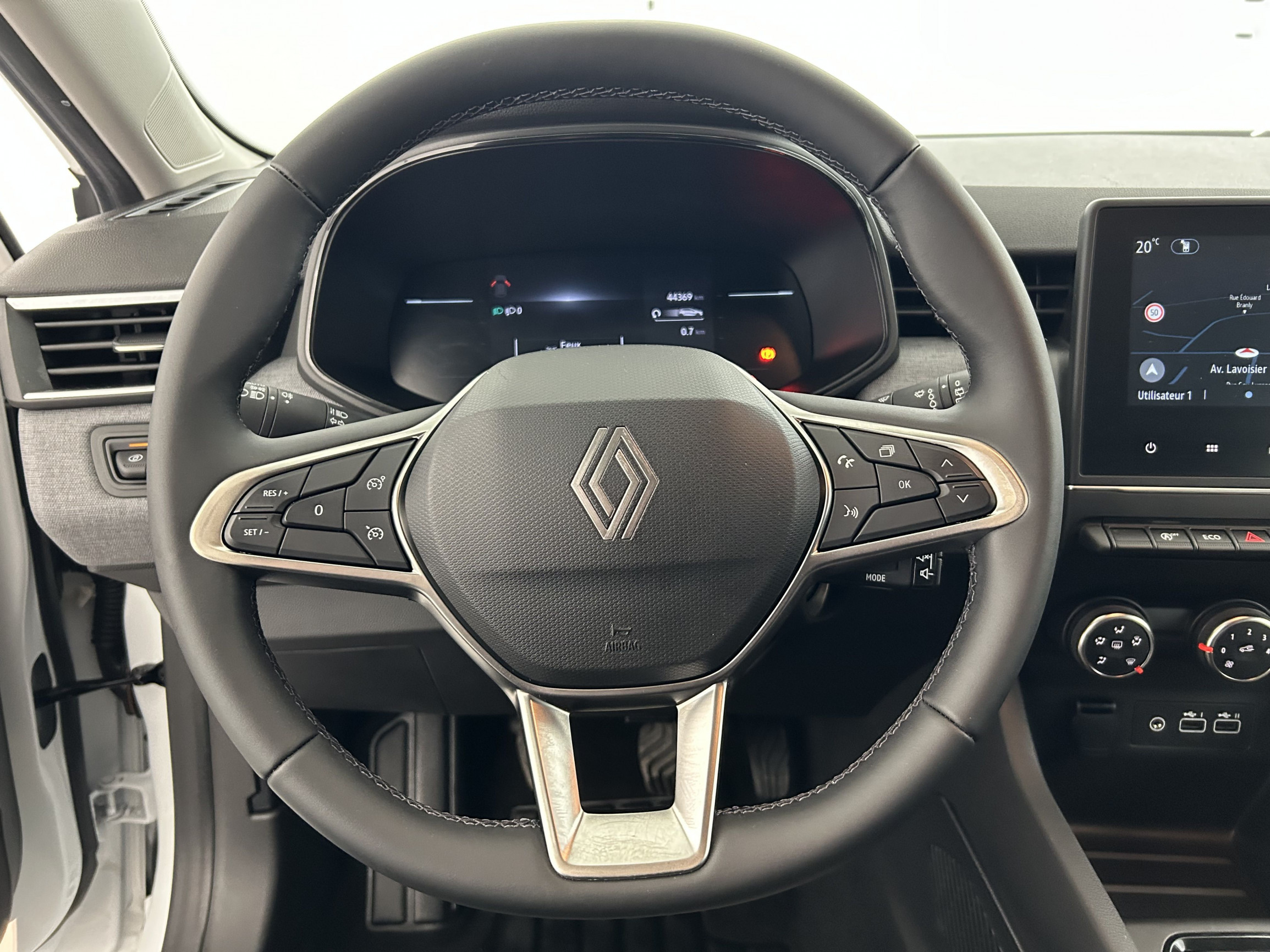 Vente en ligne Renault Clio 5 Clio Blue dCi 100 ch GSR2 au prix de 16 990 €