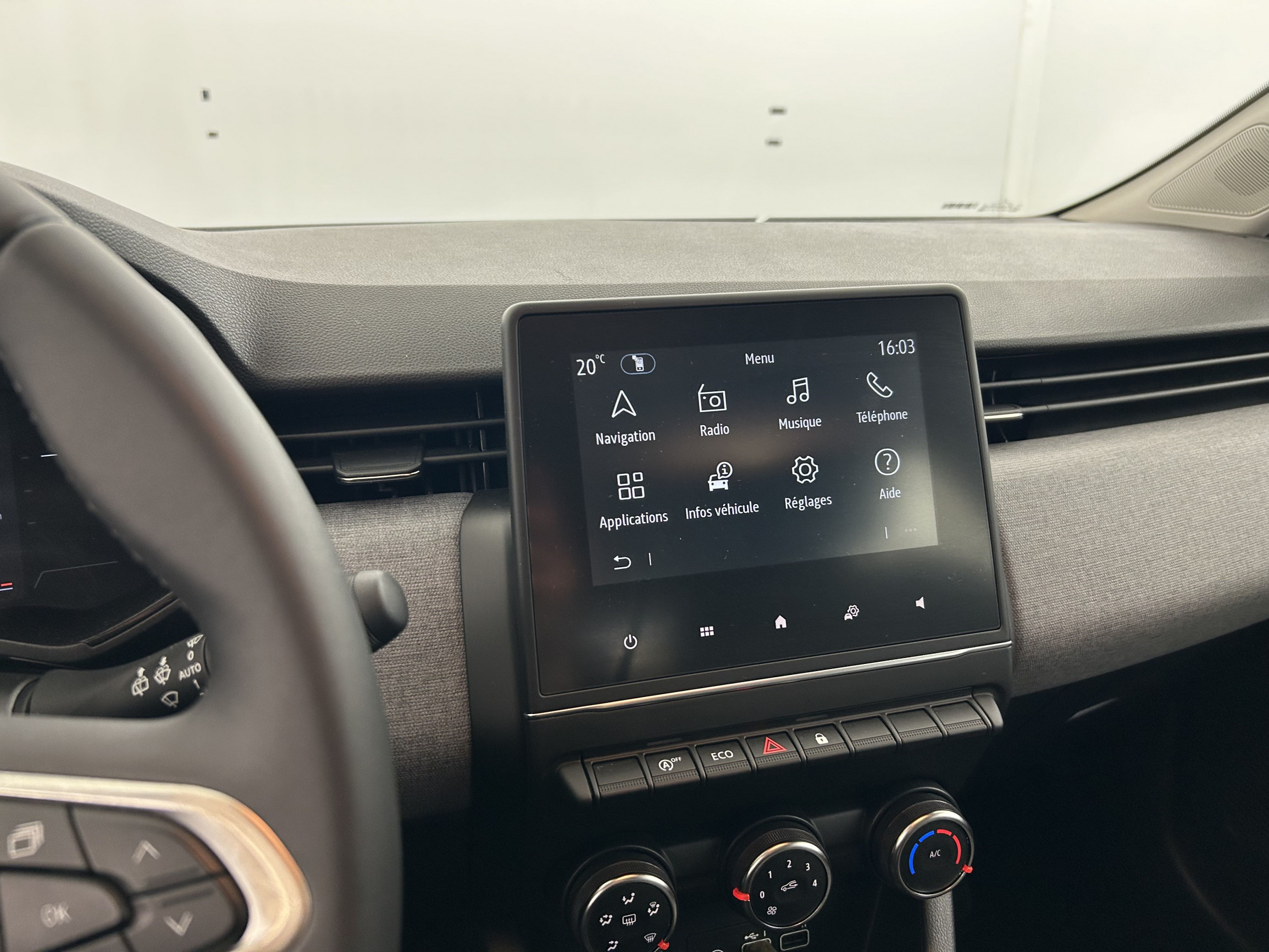 Vente en ligne Renault Clio 5 Clio Blue dCi 100 ch GSR2 au prix de 16 990 €