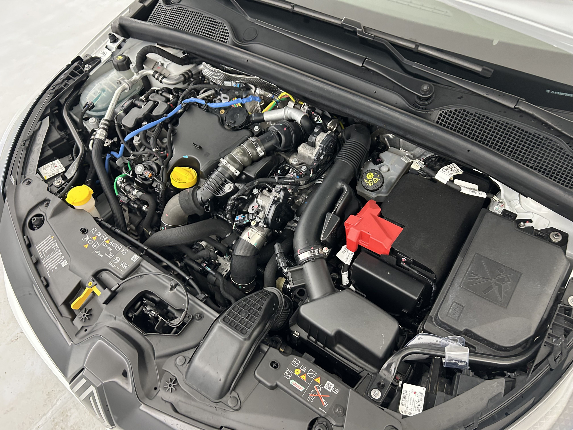 Vente en ligne Renault Clio 5 Clio Blue dCi 100 ch GSR2 au prix de 16 990 €