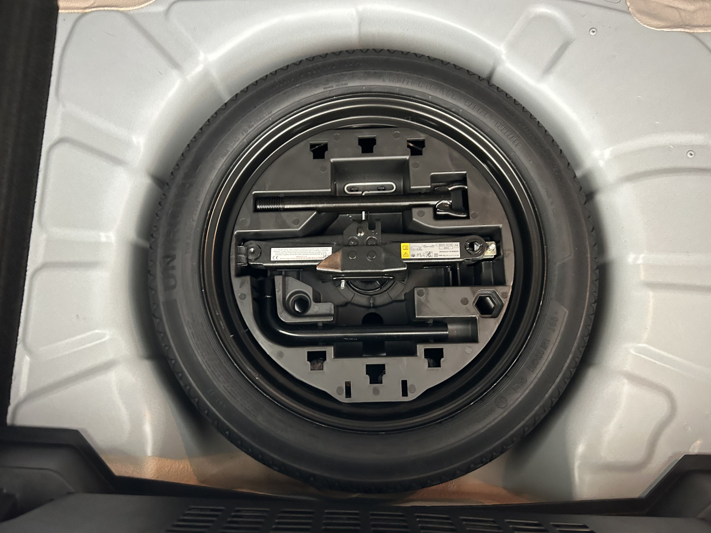 Vente en ligne Renault Clio 5 Clio Blue dCi 100 ch GSR2 au prix de 16 990 €