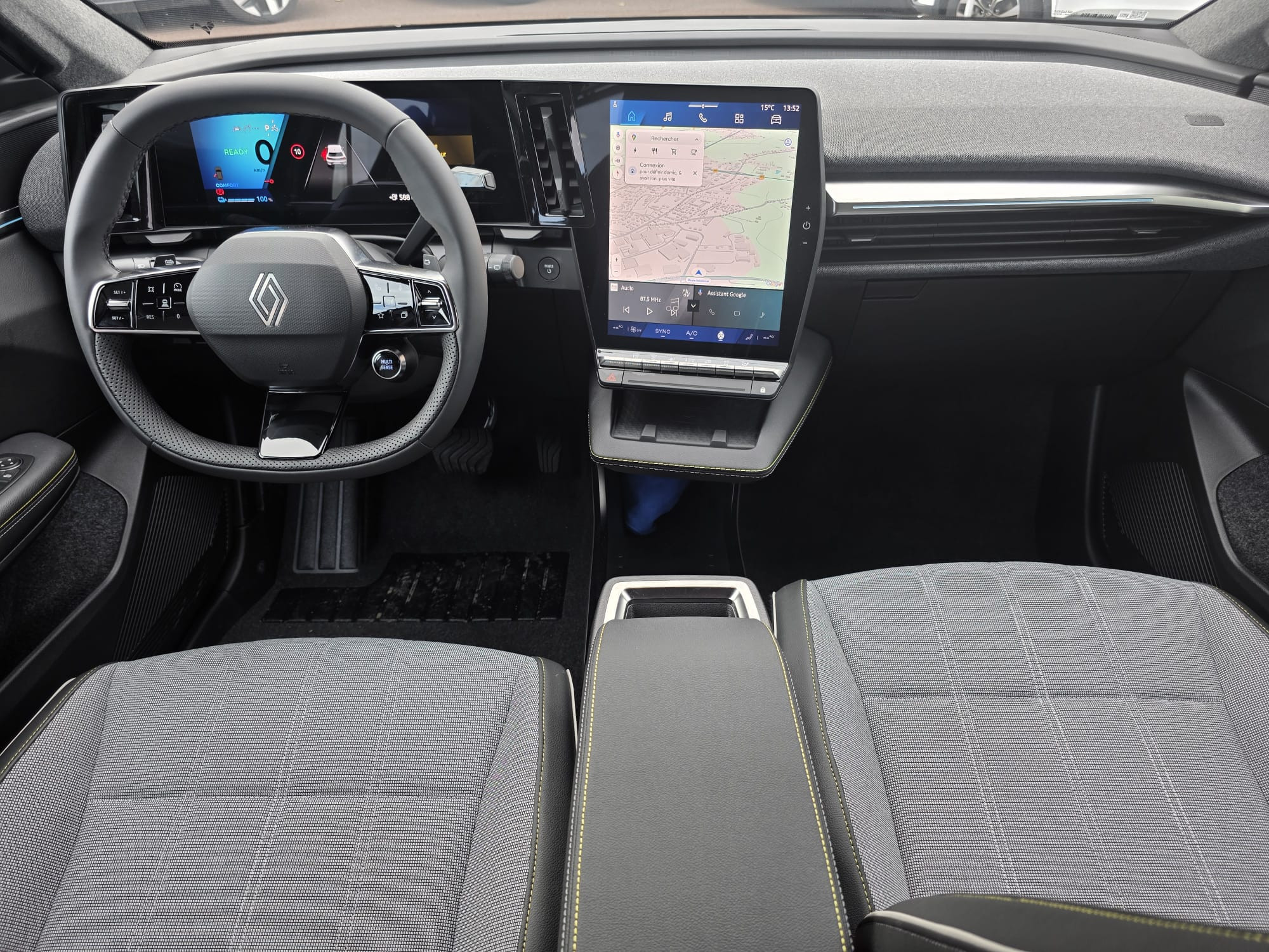 Vente en ligne Renault Scenic E-Tech  220 ch grande autonomie au prix de 42 390 €