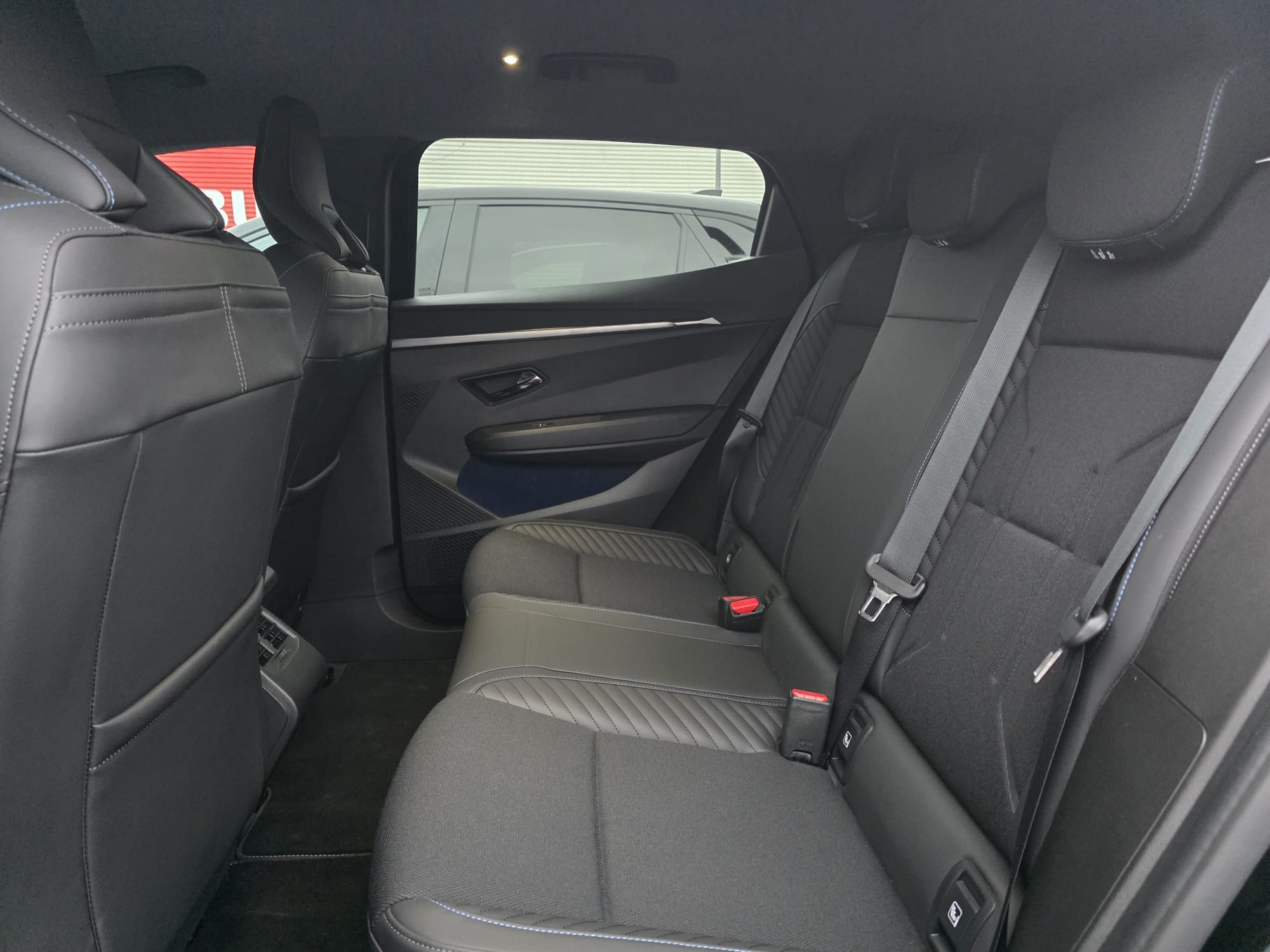 Vente en ligne Renault Megane E-Tech  220 ch autonomie confort au prix de 38 190 €