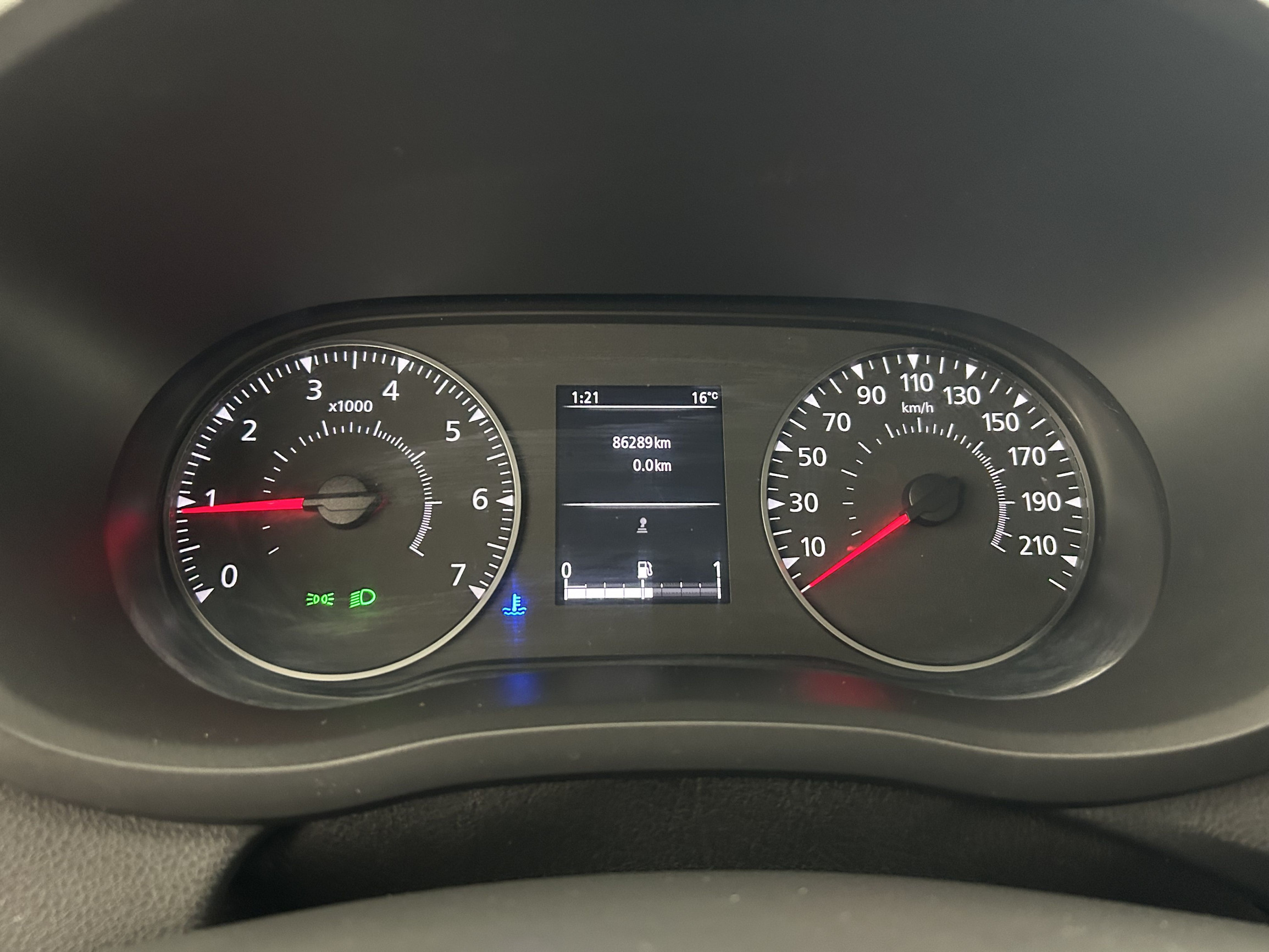 Vente en ligne Renault Master 3 Combi TPMR + RAMPE ACCES FAUTEUIL L2H2 dCi 135 E6 au prix de 31 990 €