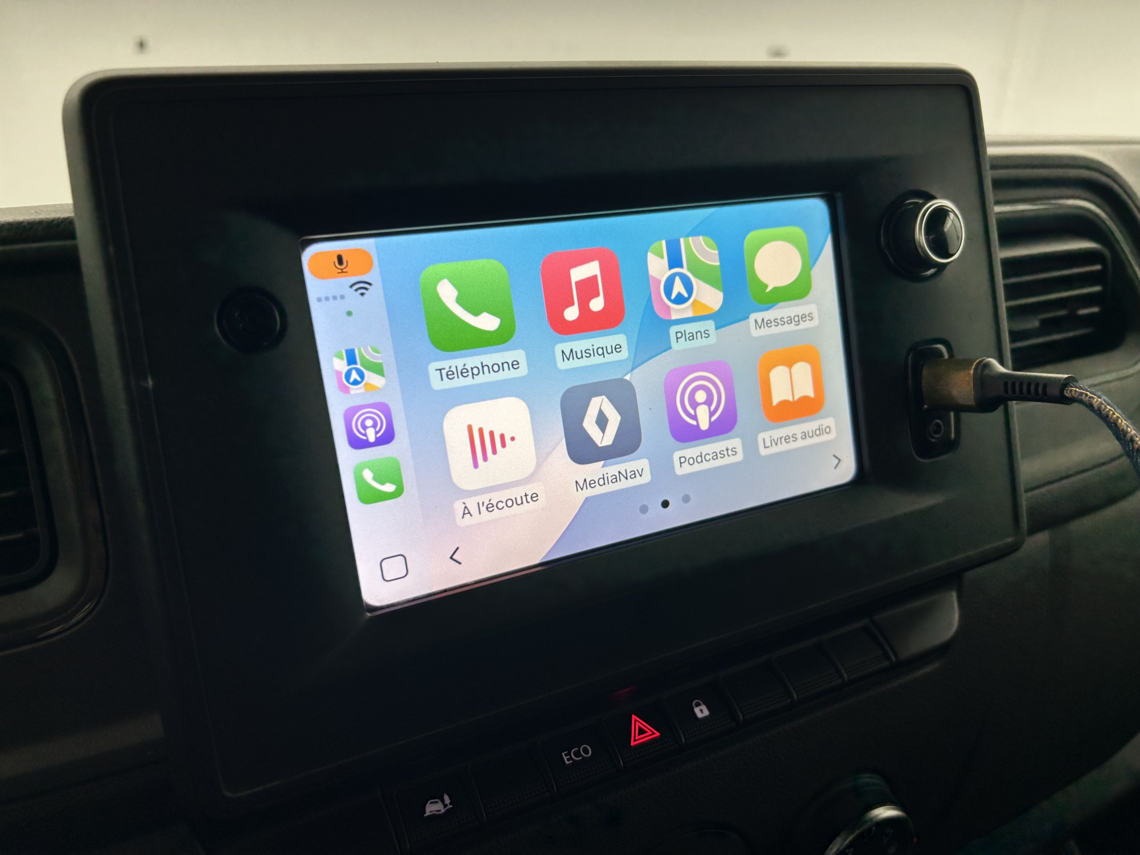 Vente en ligne Renault Master 3 Châssis Cabine BENNE L2 F3500 2.3 DCI 135 au prix de 25 990 €