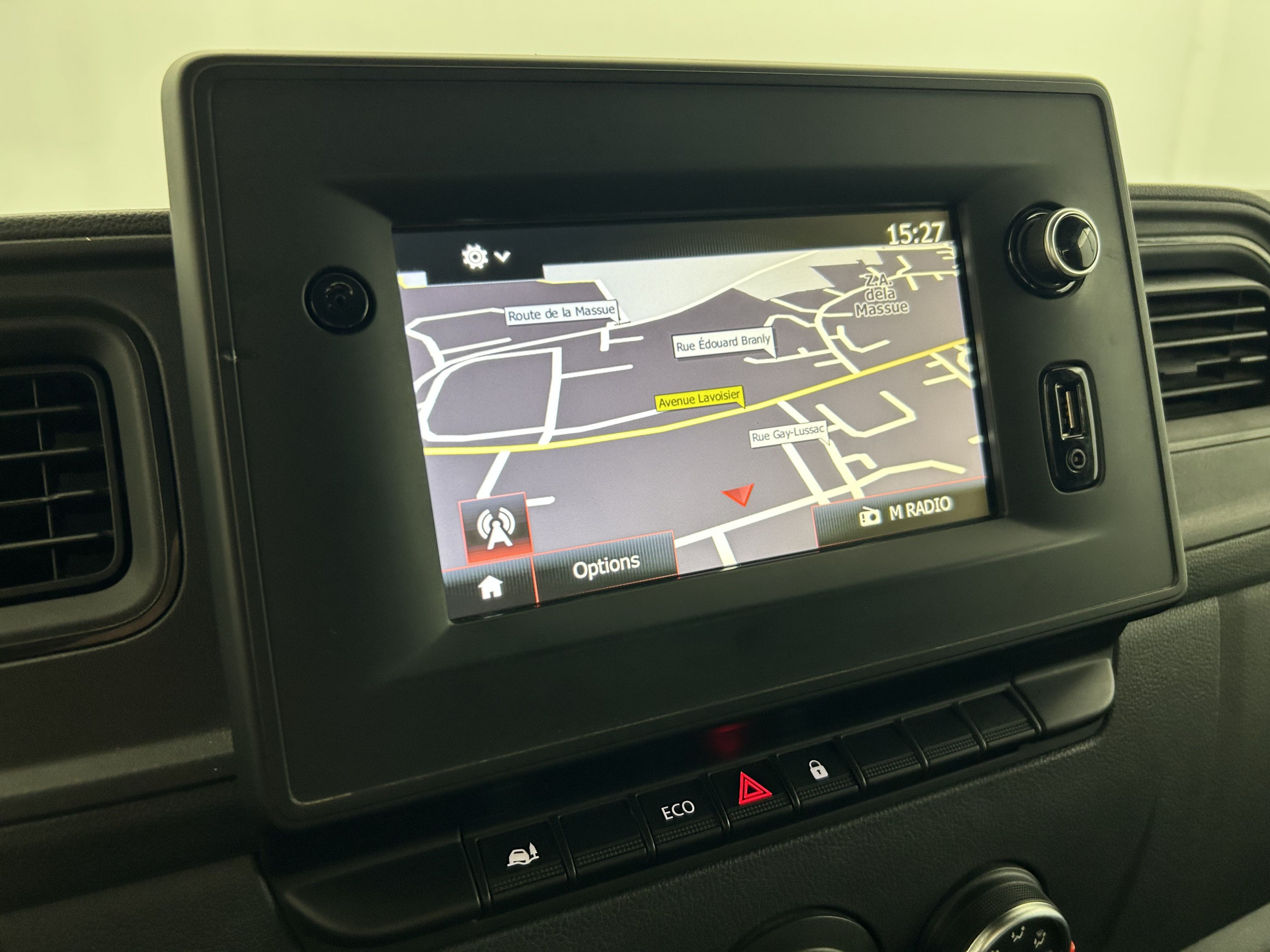 Vente en ligne Renault Master 3 Châssis Cabine BENNE L2 F3500 2.3 DCI 135 au prix de 25 990 €