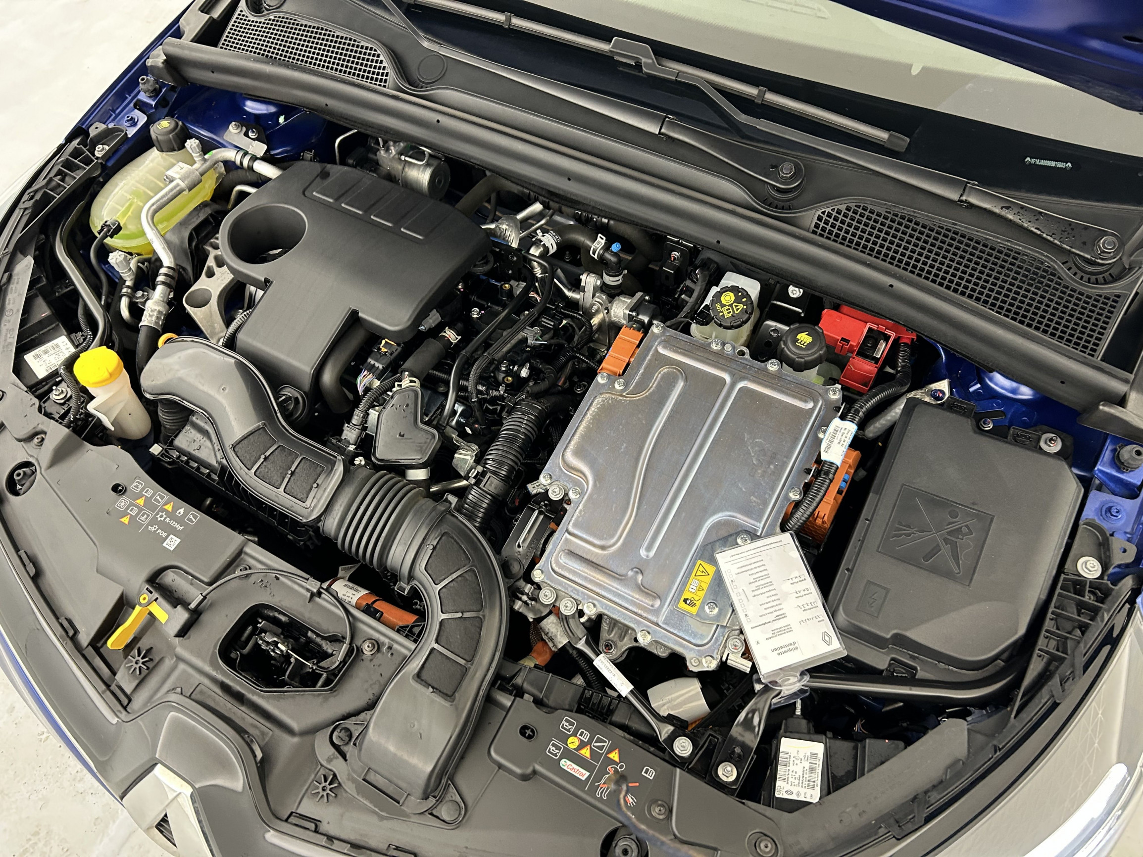 Vente en ligne Renault Clio 5 Clio E-Tech full hybrid 145 au prix de 18 990 €