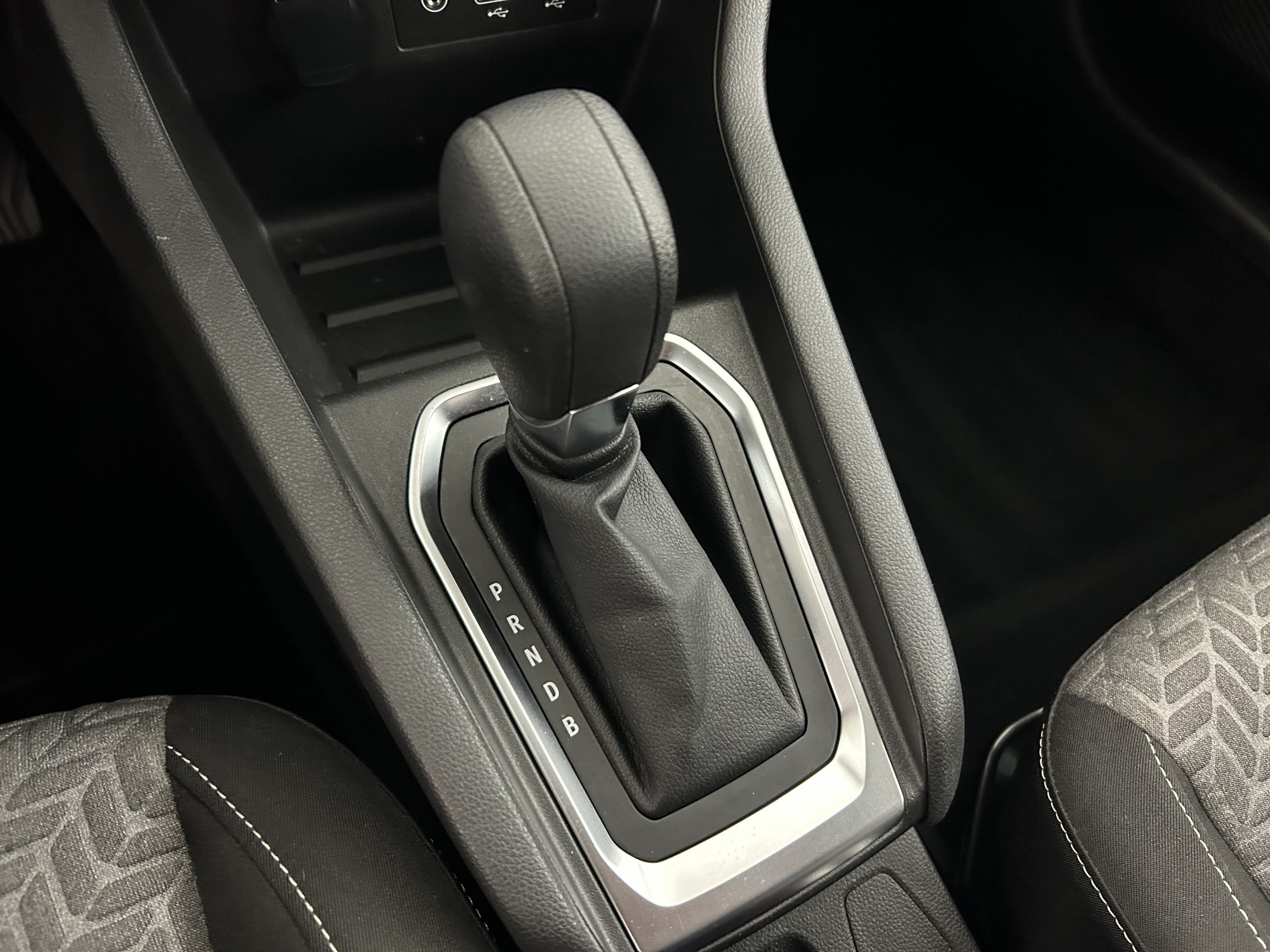 Vente en ligne Renault Clio 5 Clio E-Tech full hybrid 145 au prix de 18 990 €