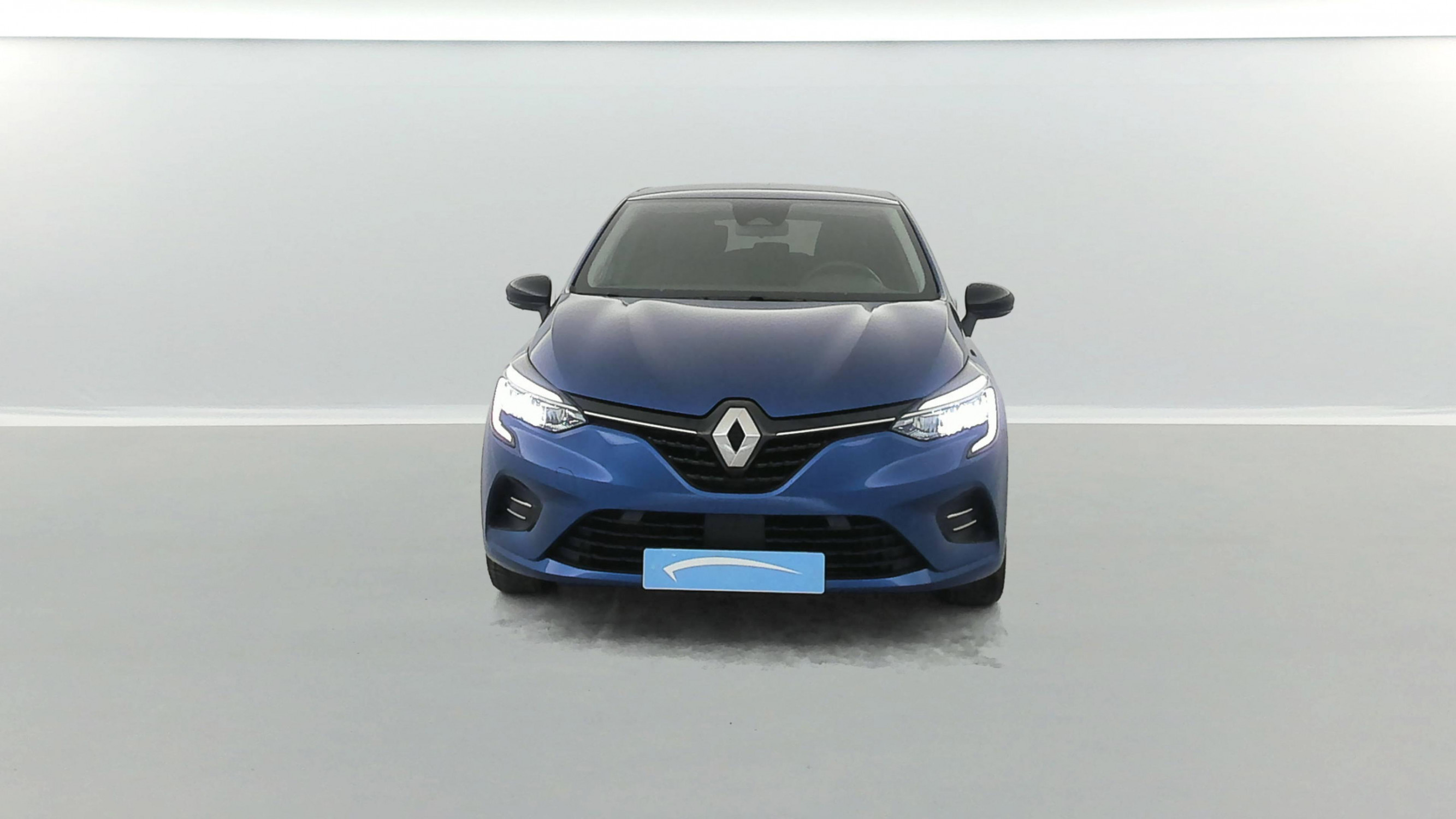 Vente en ligne Renault Clio 5 Clio E-Tech full hybrid 145 au prix de 18 990 €