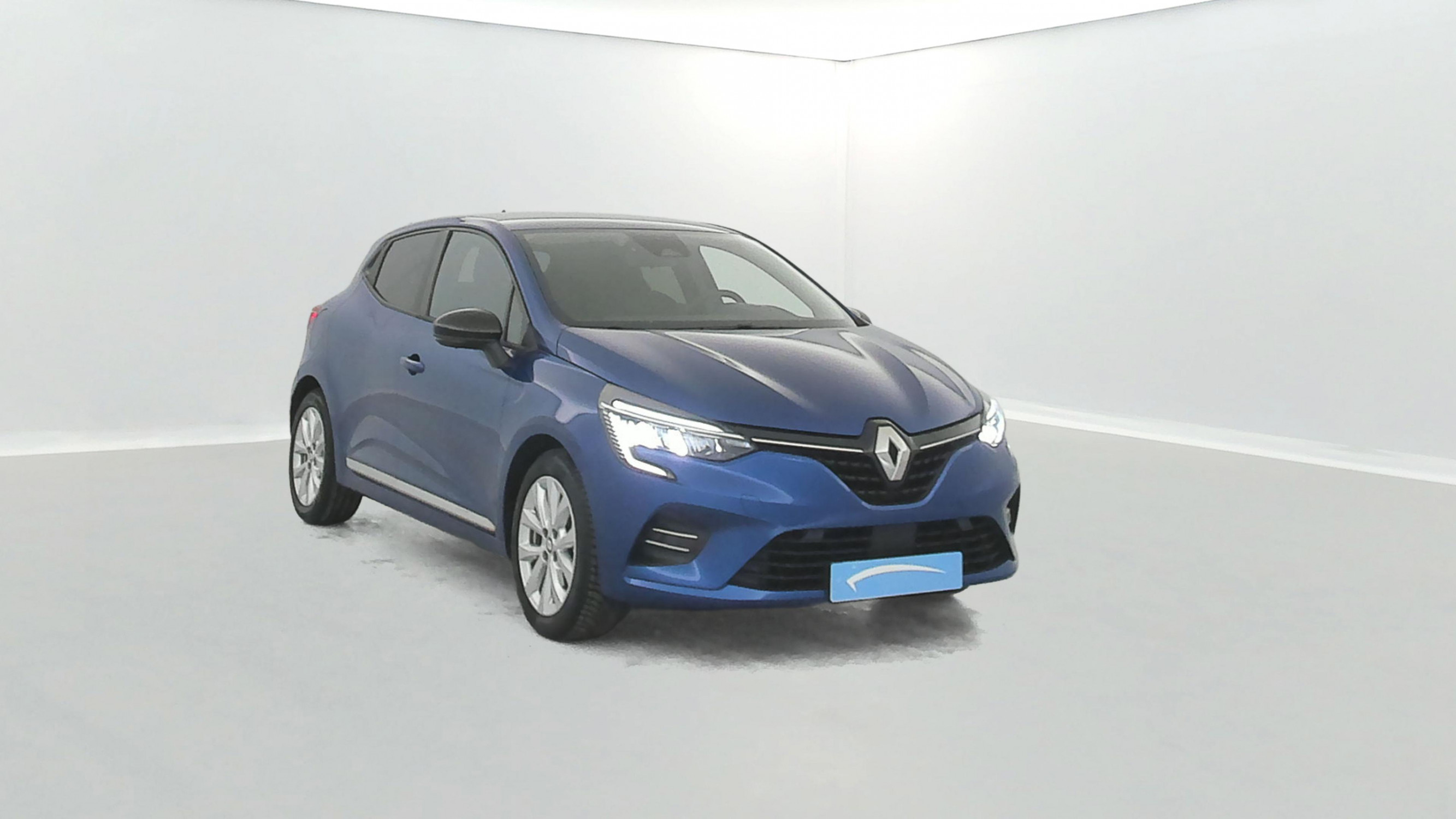 Vente en ligne Renault Clio 5 Clio E-Tech full hybrid 145 au prix de 18 990 €