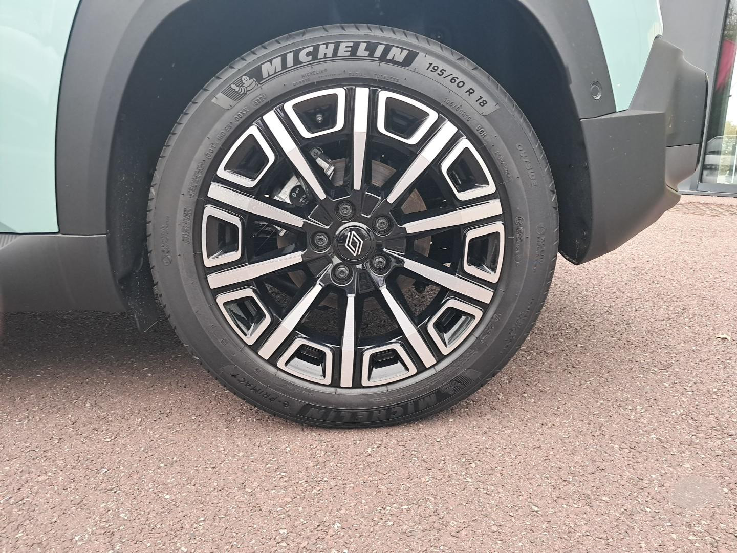 Vente en ligne Renault R4 E-Tech  150 ch autonomie confort au prix de 35 790 €