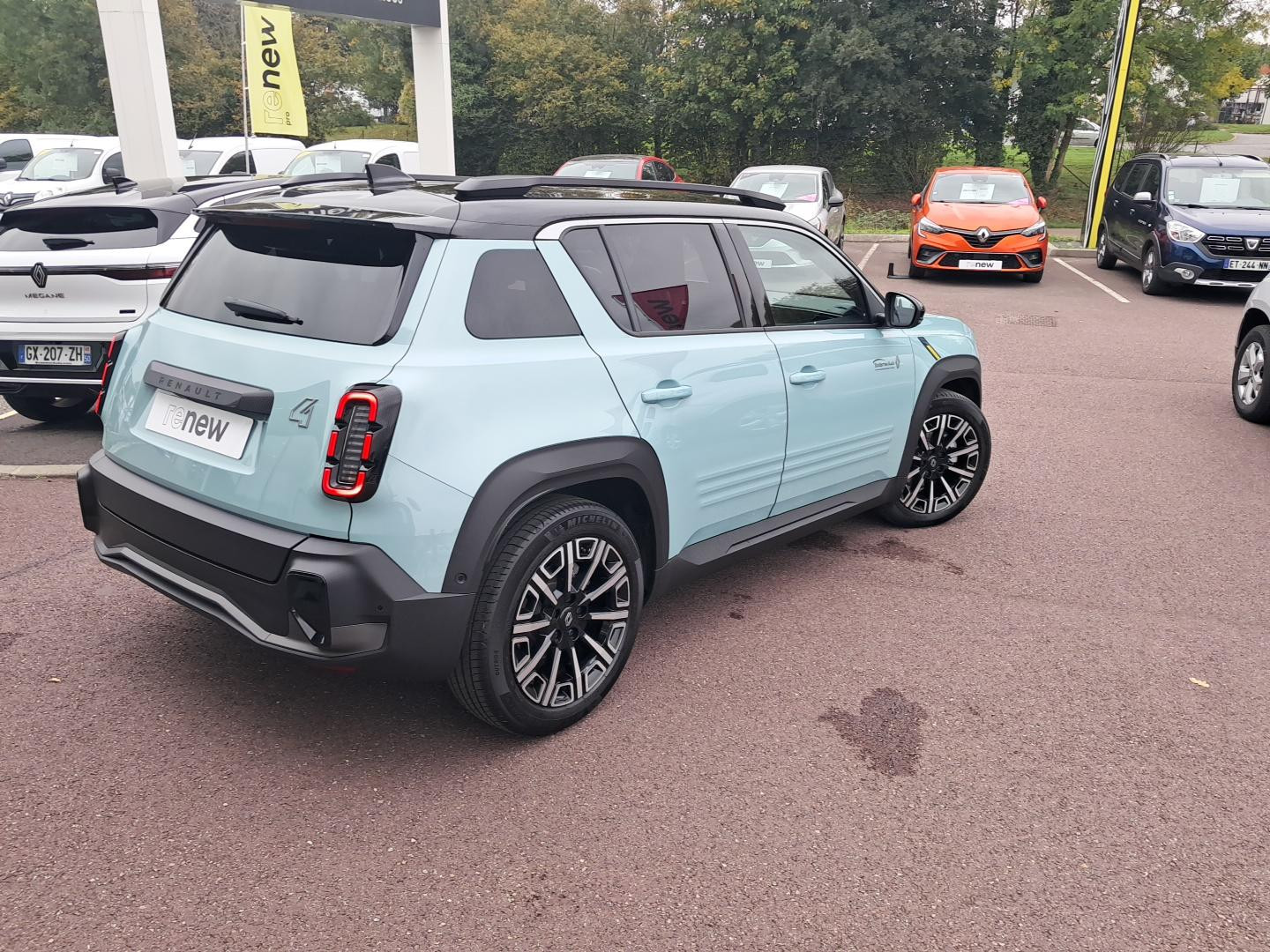 Vente en ligne Renault R4 E-Tech  150 ch autonomie confort au prix de 35 790 €