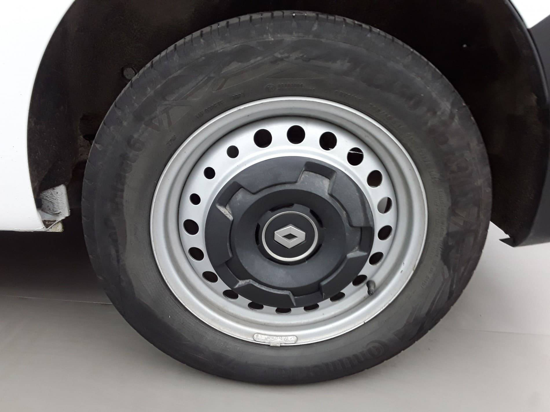 Vente en ligne Renault Kangoo Van  BLUE DCI 95 au prix de 20 790 €