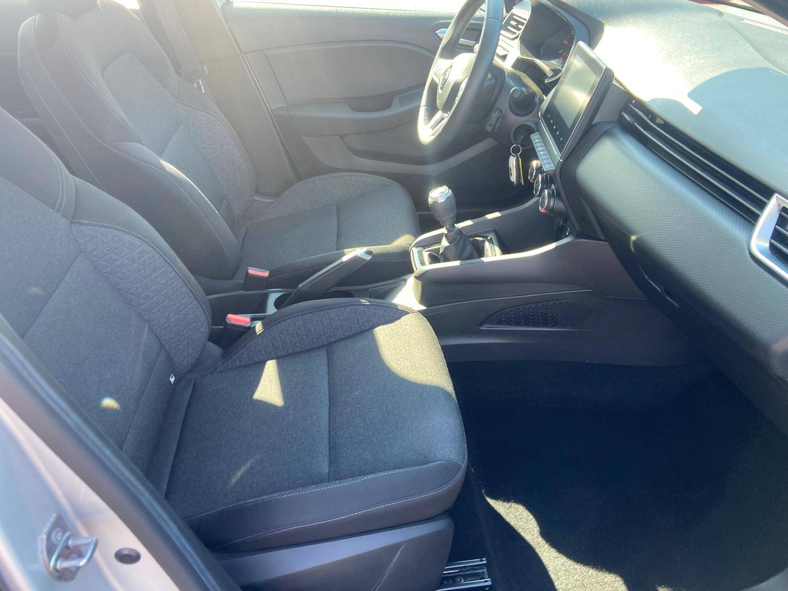 Vente en ligne Renault Clio 5 Clio TCe 90 au prix de 14 890 €