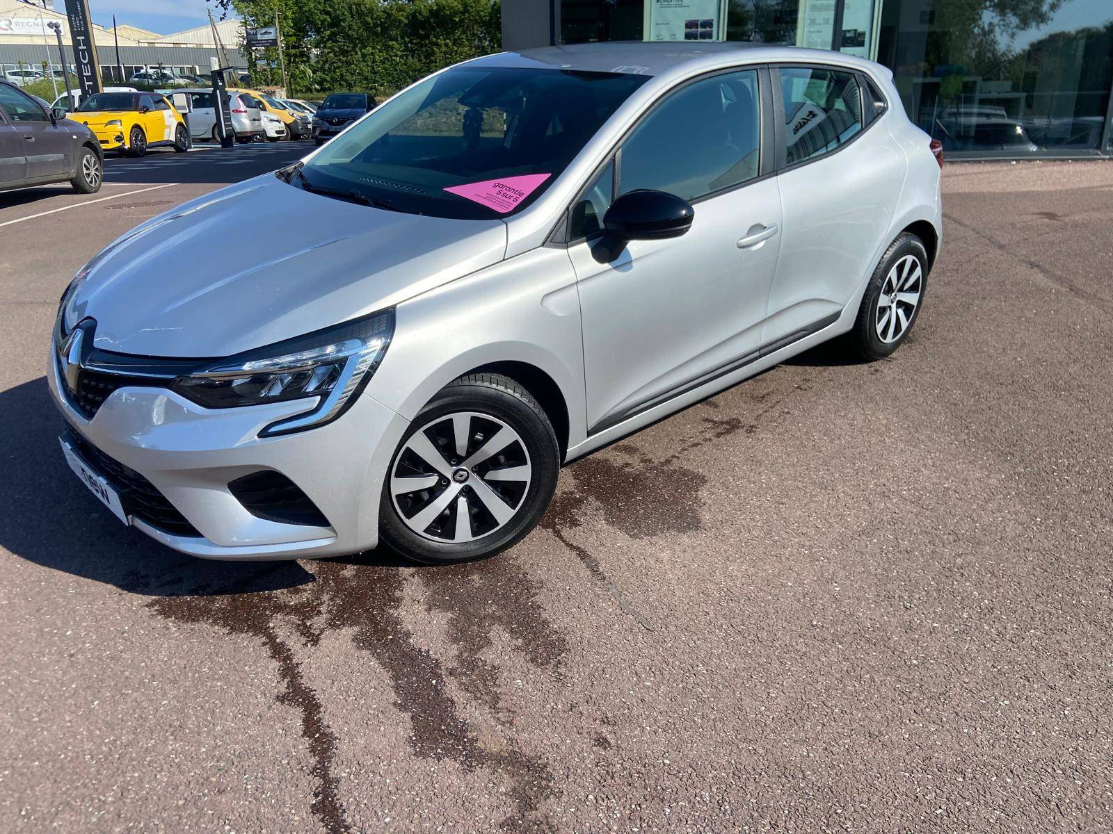 Vente en ligne Renault Clio 5 Clio TCe 90 au prix de 14 890 €