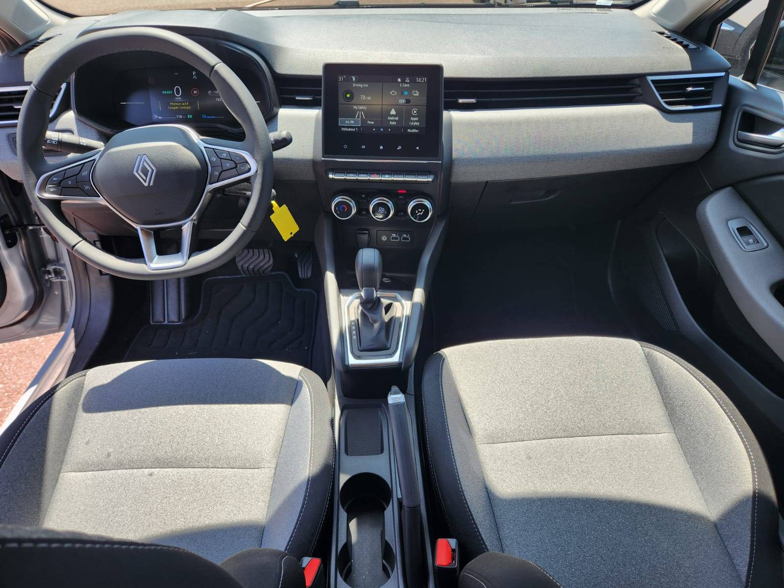 Vente en ligne Renault Clio 5 Clio E-Tech full hybrid 145 ch GSR2 au prix de 21 650 €