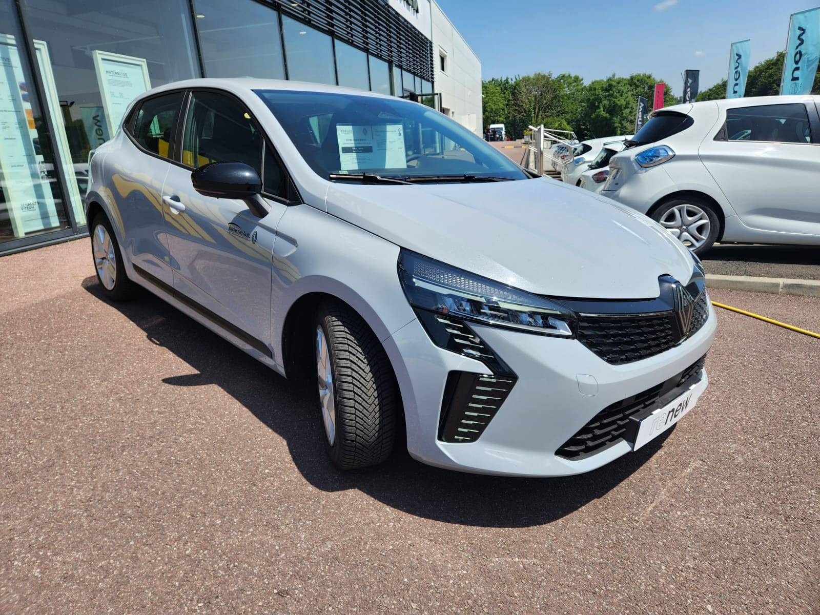 Vente en ligne Renault Clio 5 Clio E-Tech full hybrid 145 ch GSR2 au prix de 21 650 €