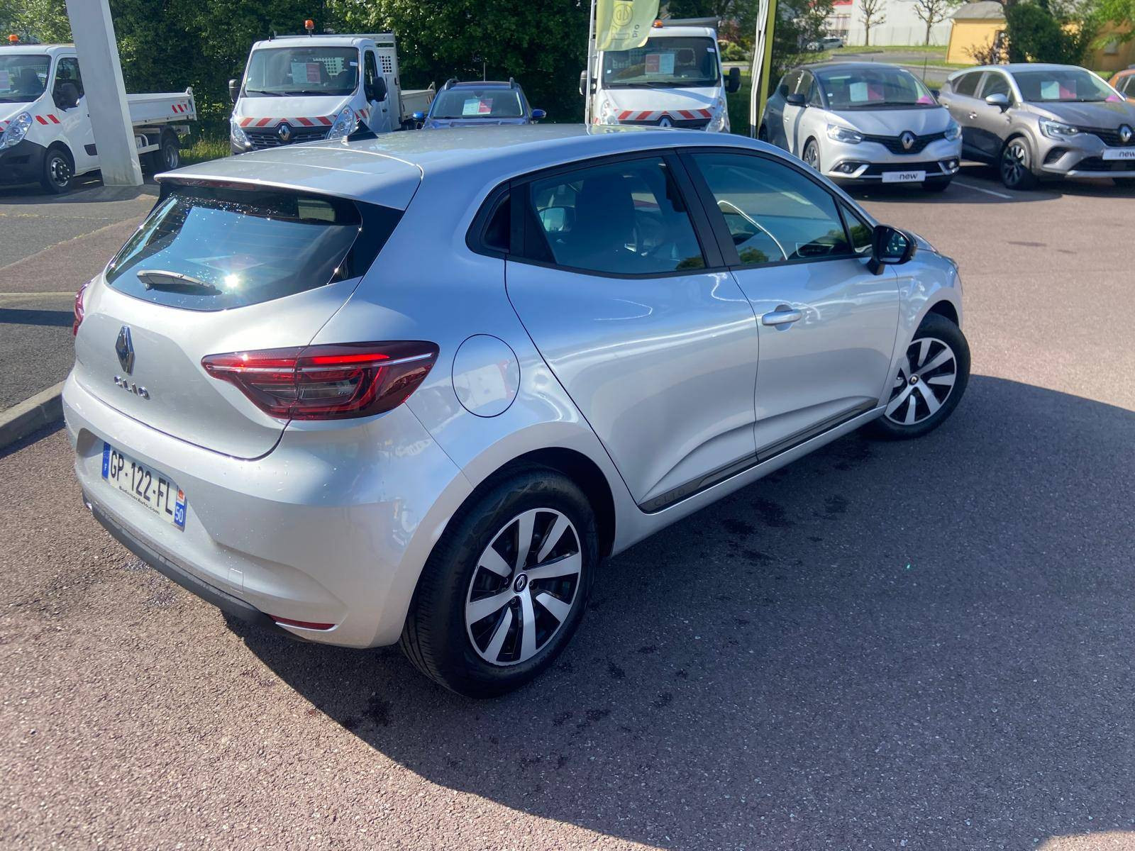 Vente en ligne Renault Clio 5 Clio TCe 90 au prix de 14 890 €