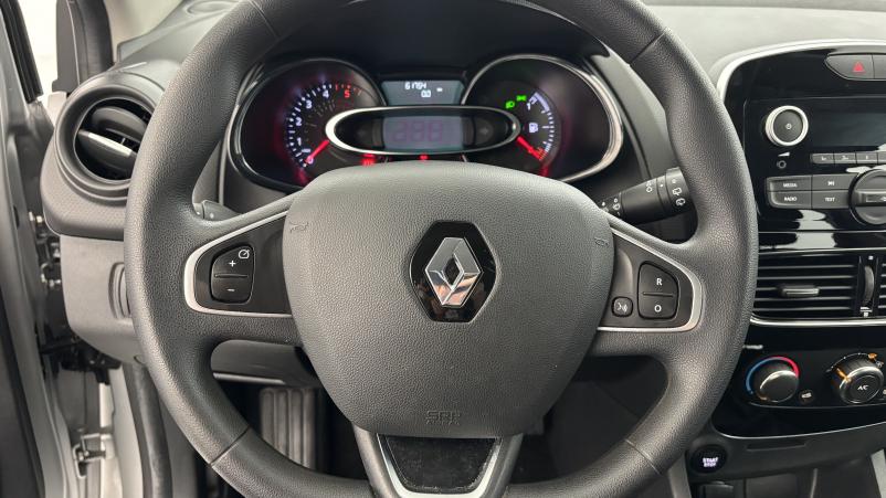 Vente en ligne Renault Clio 4 CLIO SOCIETE DCI 75 ENERGY au prix de 10 590 €