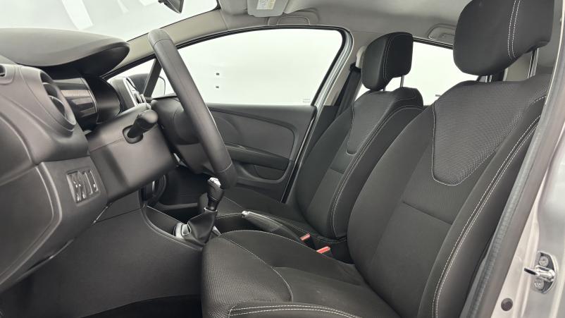 Vente en ligne Renault Clio 4 CLIO SOCIETE DCI 75 ENERGY au prix de 10 590 €