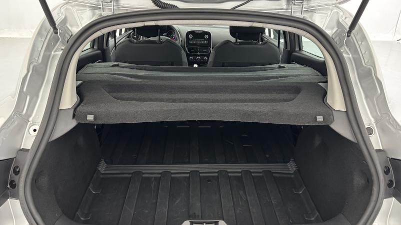 Vente en ligne Renault Clio 4 CLIO SOCIETE DCI 75 ENERGY au prix de 10 590 €