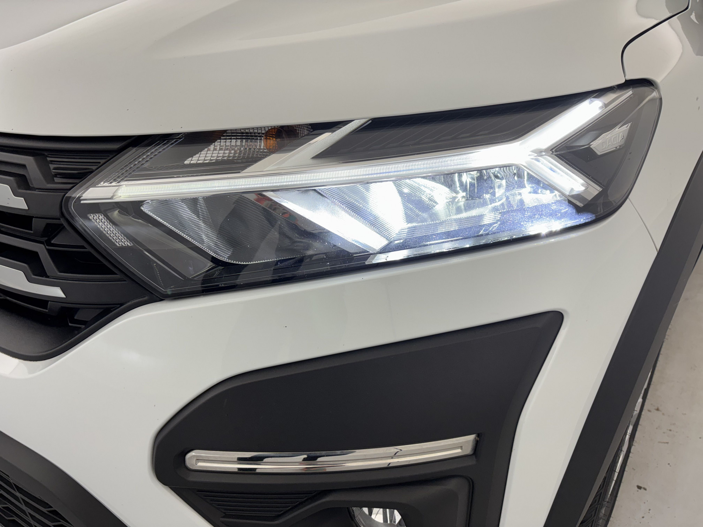 Vente en ligne Dacia Jogger  ECO-G 100 5 places au prix de 14 690 €