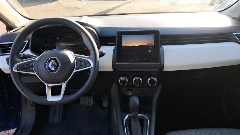 Vente en ligne Renault Clio 5 Clio E-Tech full hybrid 145 au prix de 18 990 €