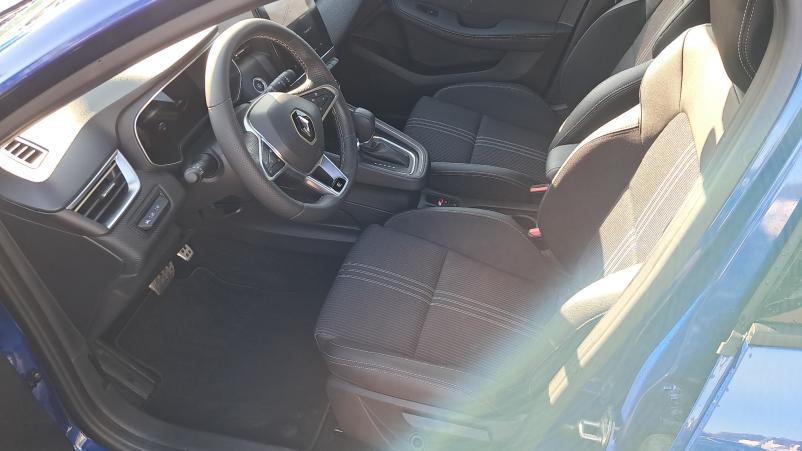 Vente en ligne Renault Clio 5 Clio E-Tech full hybrid 145 au prix de 20 990 €