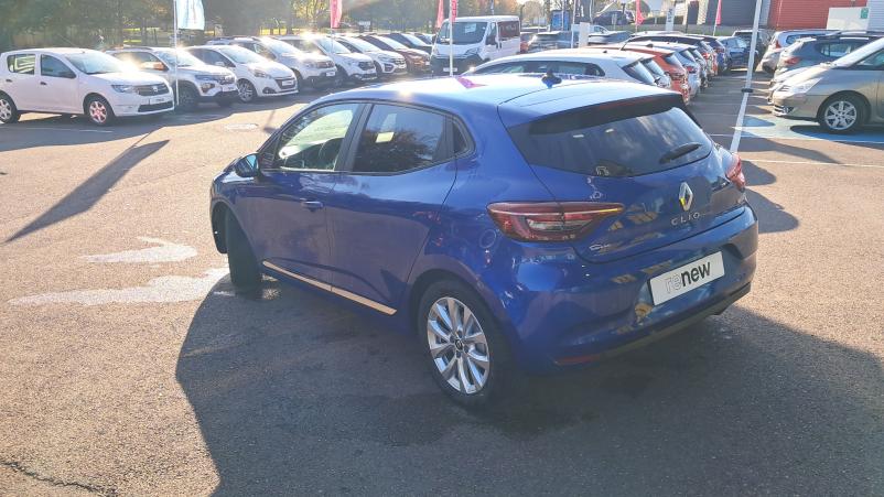 Vente en ligne Renault Clio 5 Clio E-Tech full hybrid 145 au prix de 18 990 €