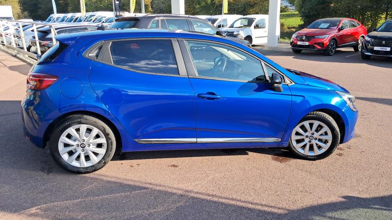 Vente en ligne Renault Clio 5 Clio E-Tech full hybrid 145 au prix de 18 990 €