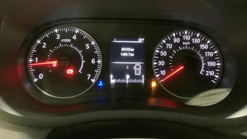 Vente en ligne Renault Master Benne MASTER TRACTION 3T5 L2 2.3DCI 135 au prix de 25 990 €