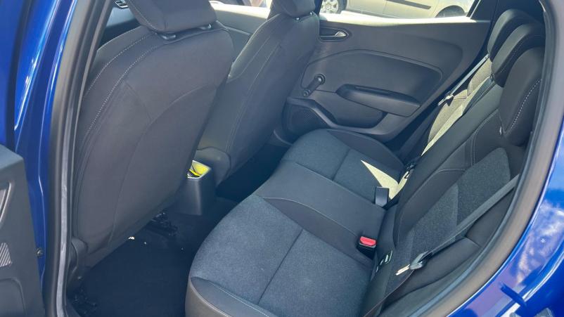 Vente en ligne Renault Clio 5 Clio TCe 90 au prix de 14 990 €