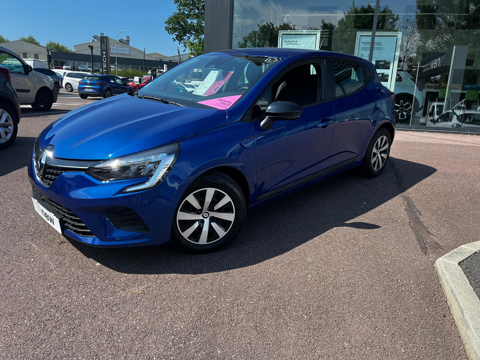 Vente en ligne Renault Clio 5 Clio TCe 90 au prix de 14 990 €