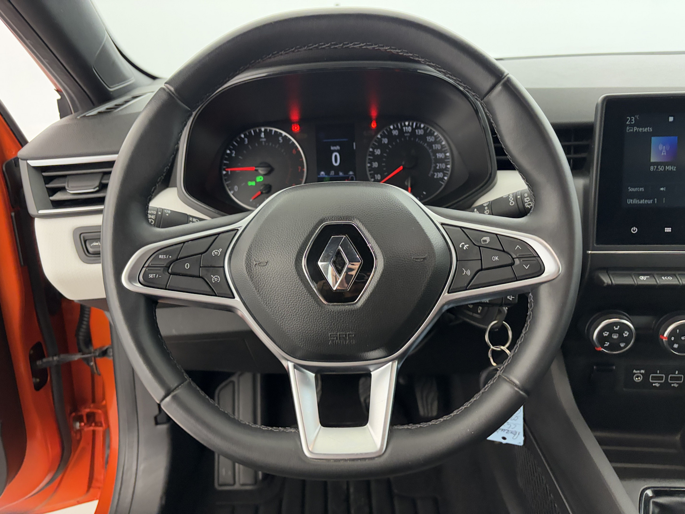 Vente en ligne Renault Clio 5 Clio TCe 90 - 21N au prix de 14 290 €