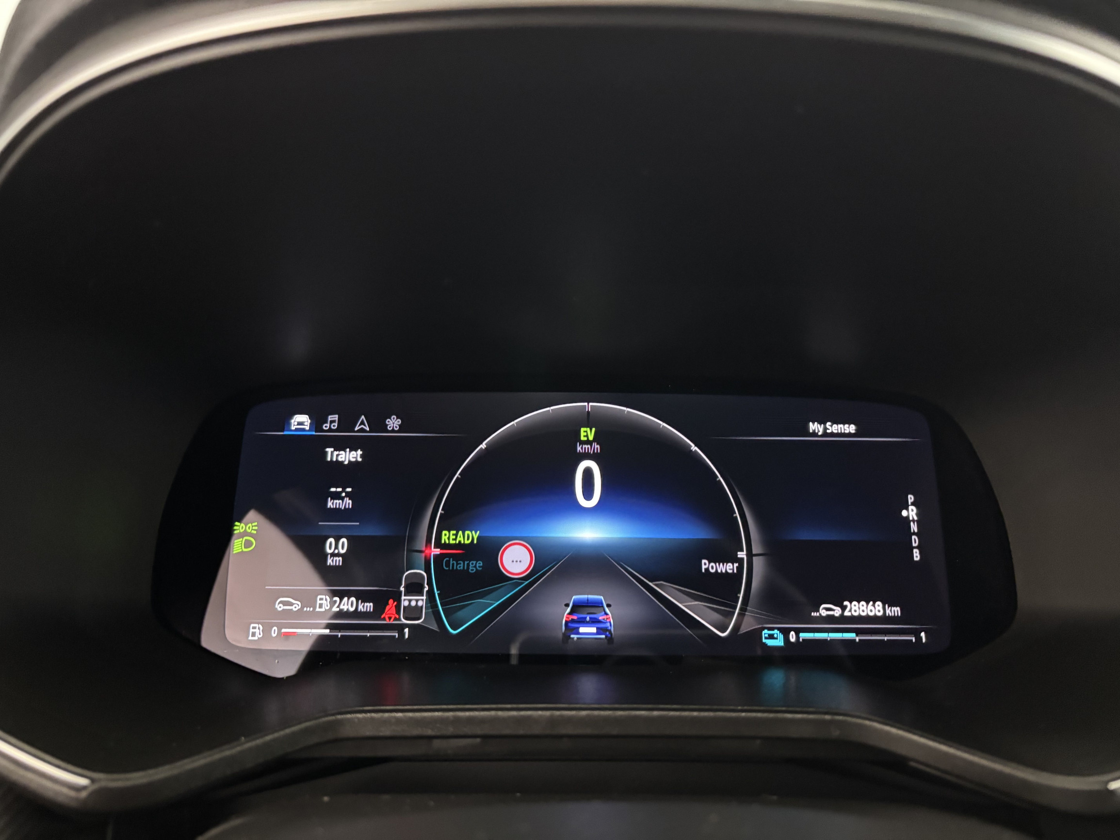 Vente en ligne Renault Clio 5 Clio E-Tech full hybrid 145 au prix de 23 990 €